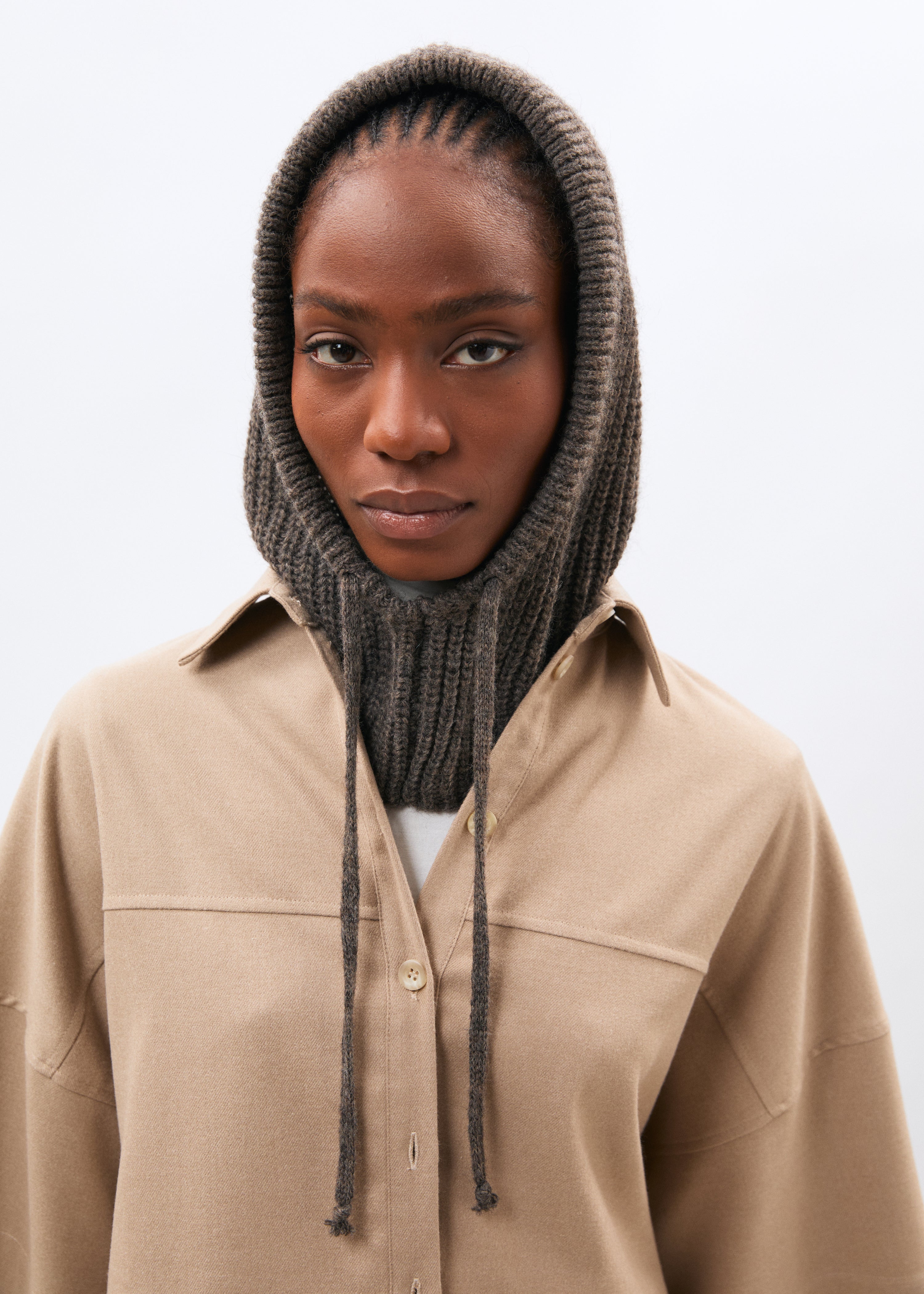 Cagoule en maille, HUMILITY