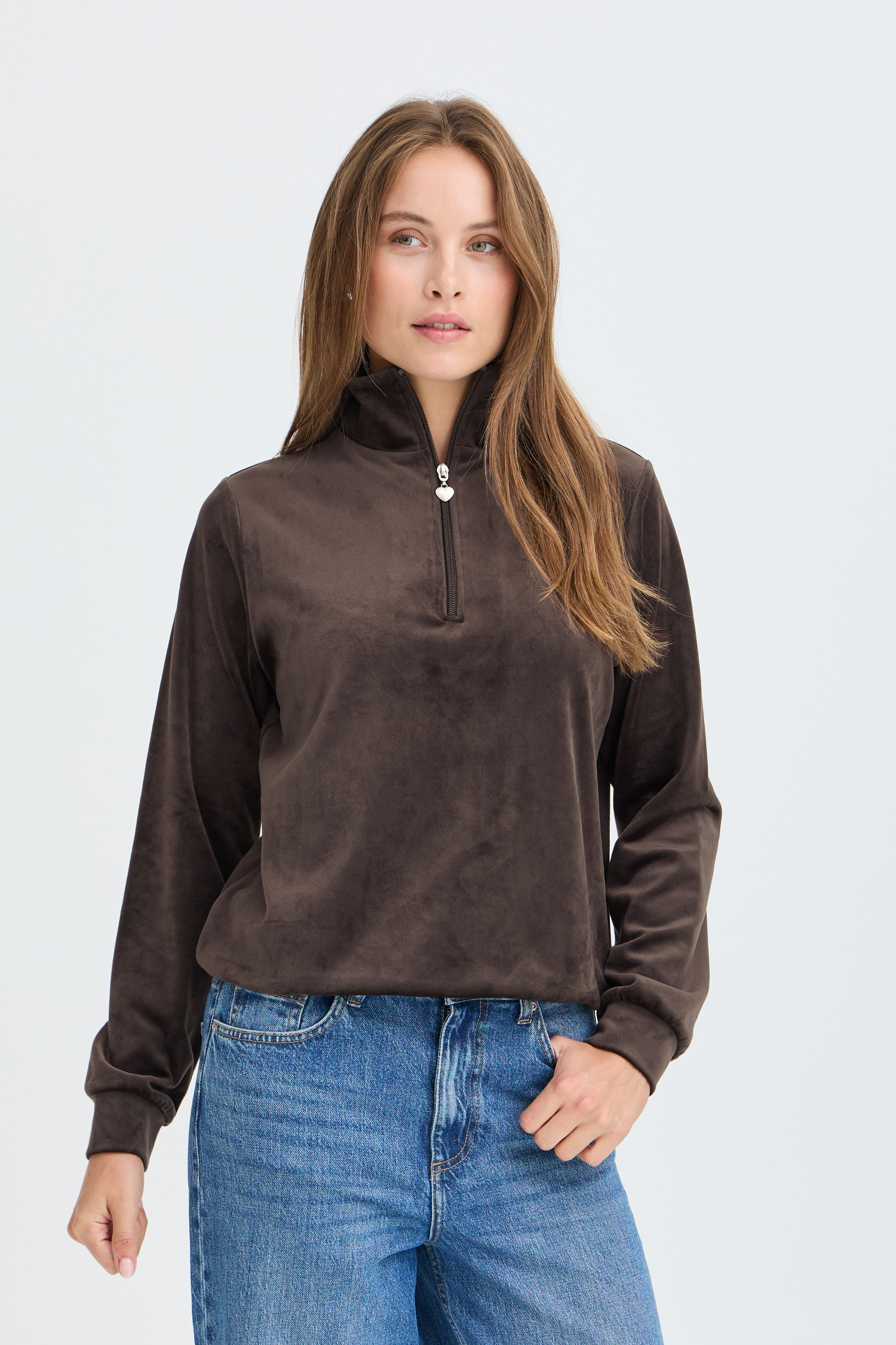 Sweatshirt, B.YOUNG