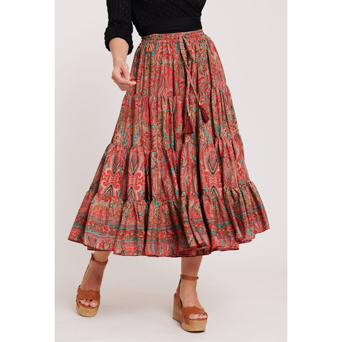 

     Fleurette LaRedoute, Красный,      Fleurette La Redoute M красный