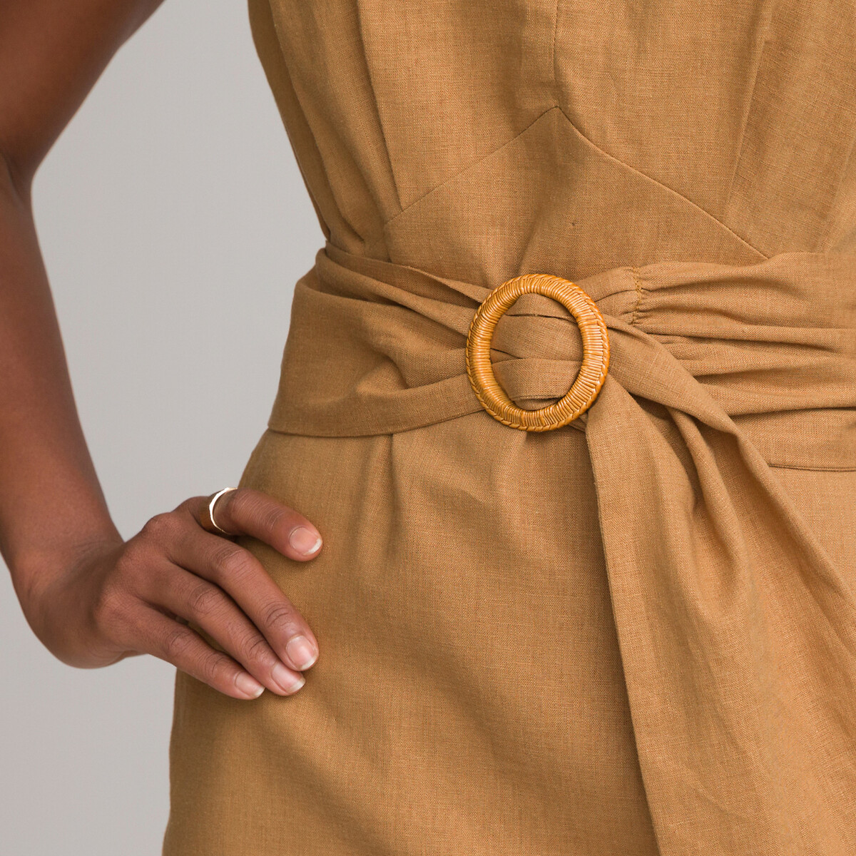Платье LA REDOUTE COLLECTIONS Короткое с V-образным вырезом из смесового льна 50 каштановый, размер 50 - фото 3