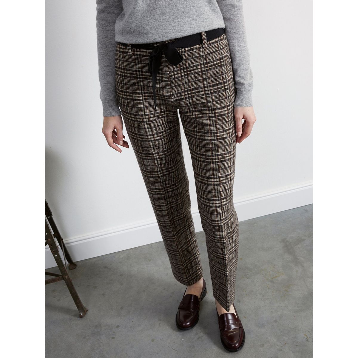 Pantalon carotte femme en lainage