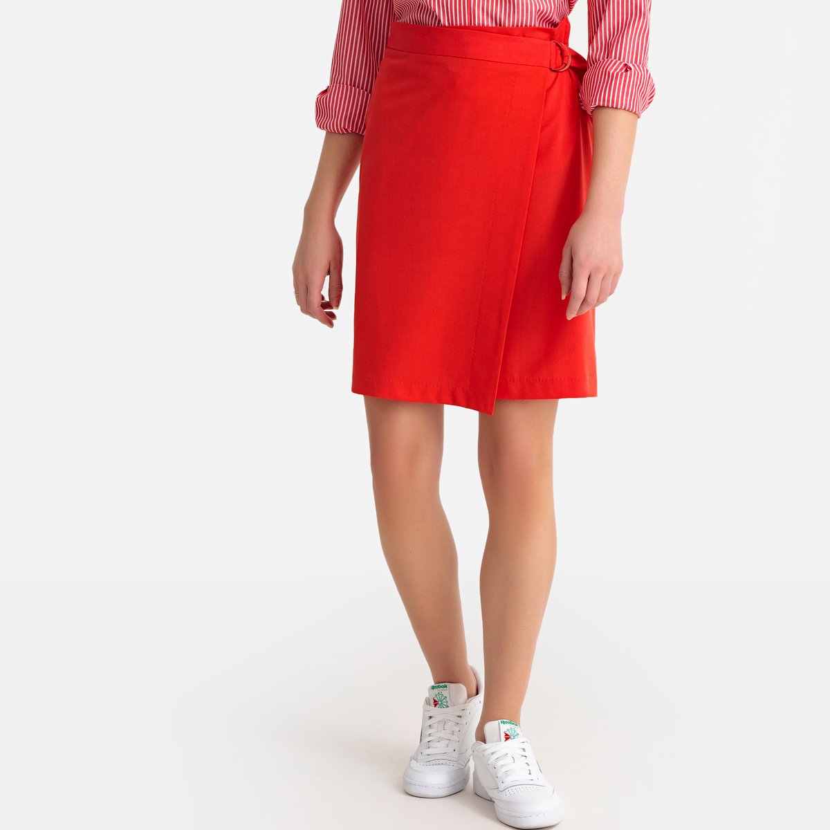

Юбка La Redoute, Красный, С запахом и поясом с пряжкой 38 (FR) - 44 (RUS) красный