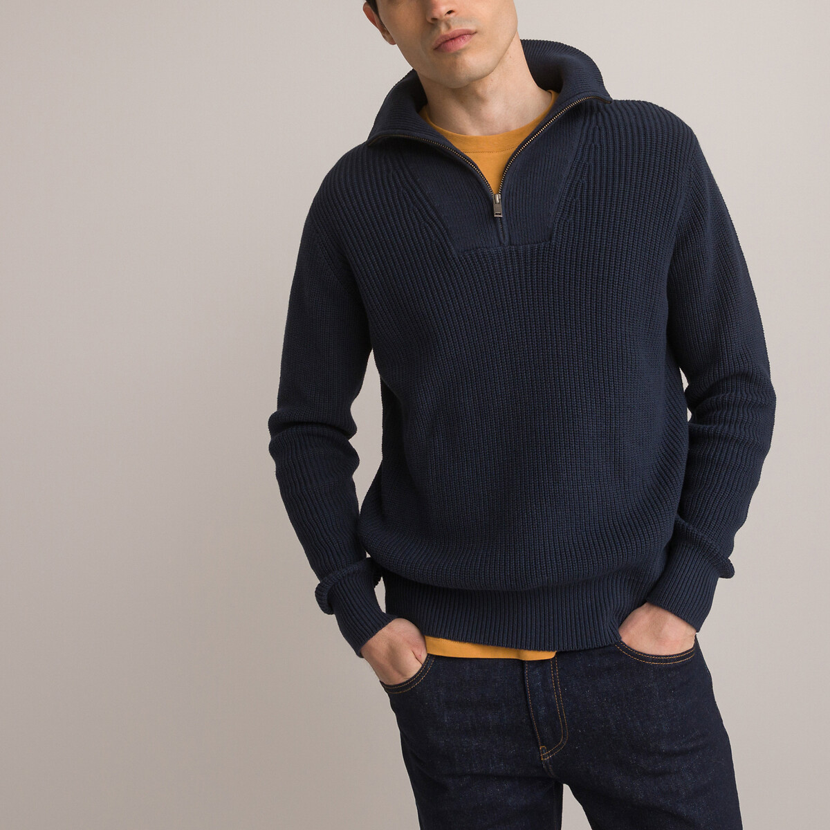 Пуловер С воротником-стойкой из объемного трикотажа L синий