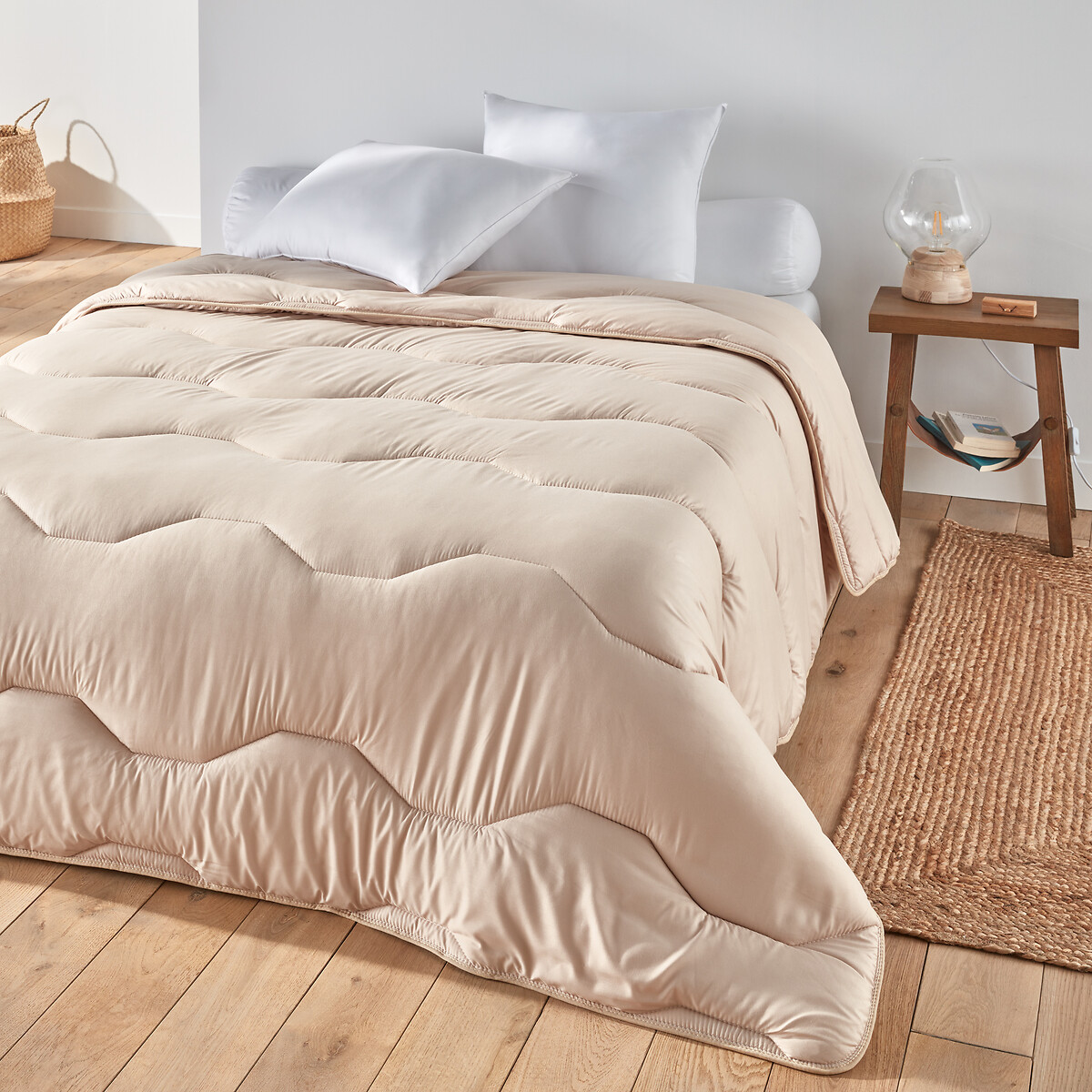 Одеяло La Redoute Из синтетики  гм 140 x 200 см бежевый, размер 140 x 200 см - фото 1