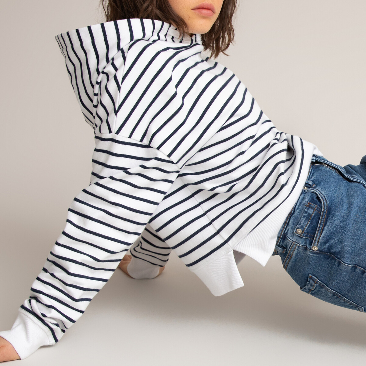 

Свитшот LA REDOUTE COLLECTIONS, Белый, В полоску с капюшоном 10-18 лет 10 лет - 138 см белый