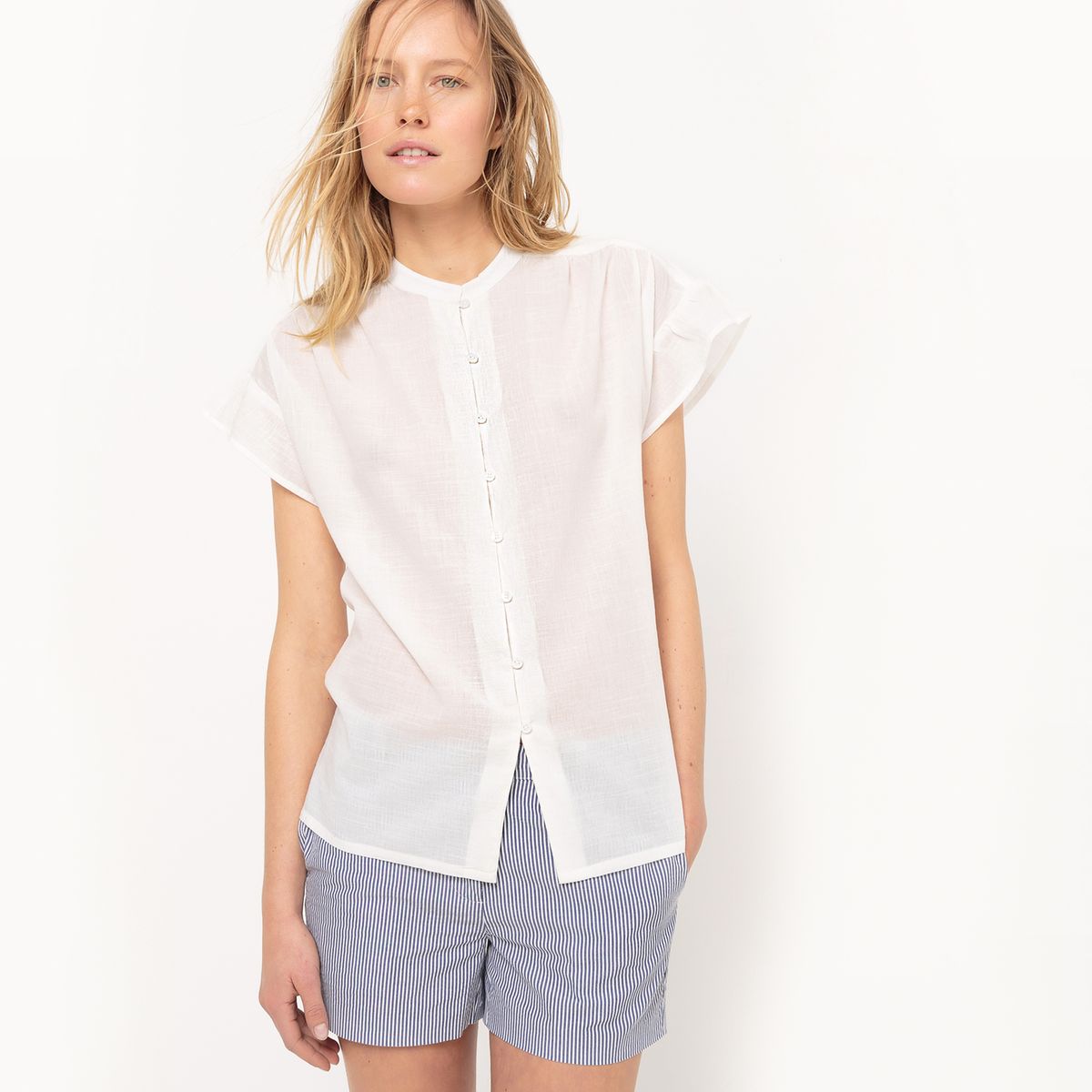 Blouse à volants, coupe droite