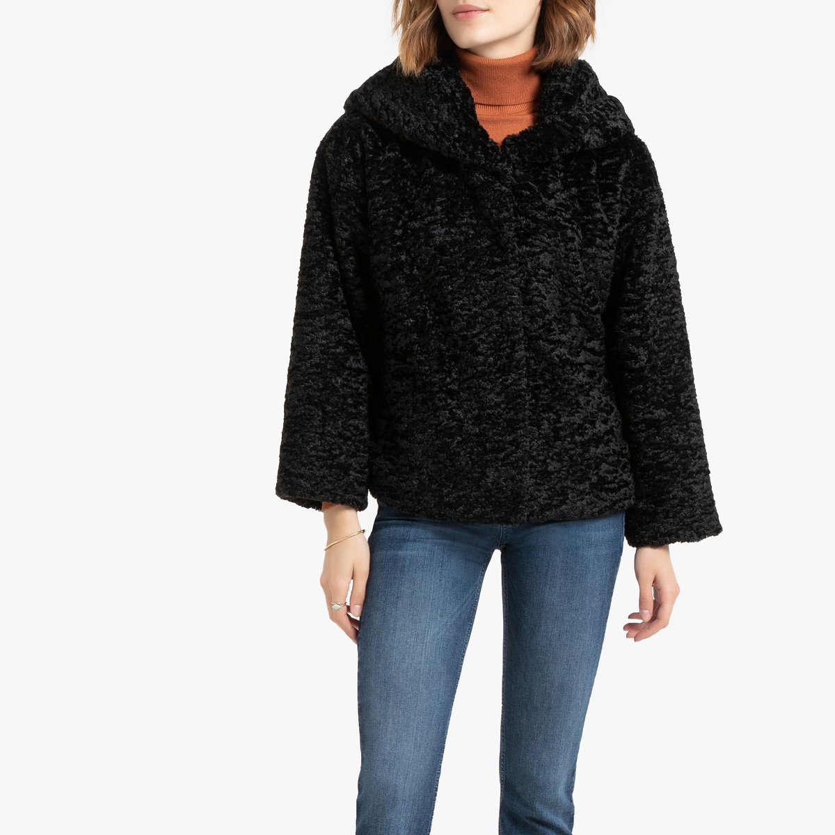 

Пальто La Redoute, Черный, Короткое с капюшоном из искусственного меха M черный