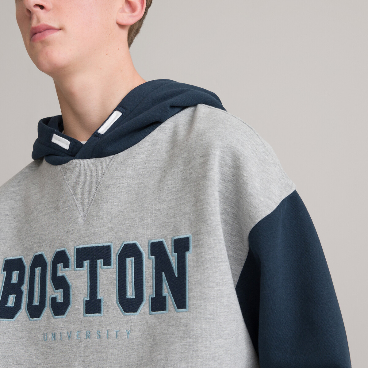 Свитшот оверсайз с капюшоном вышивка Boston спереди  S синий