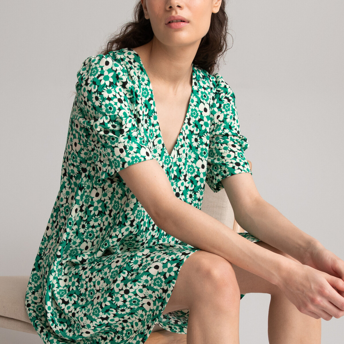 Платье Короткое с V-образным вырезом 40 зеленый LaRedoute, размер 40 - фото 2