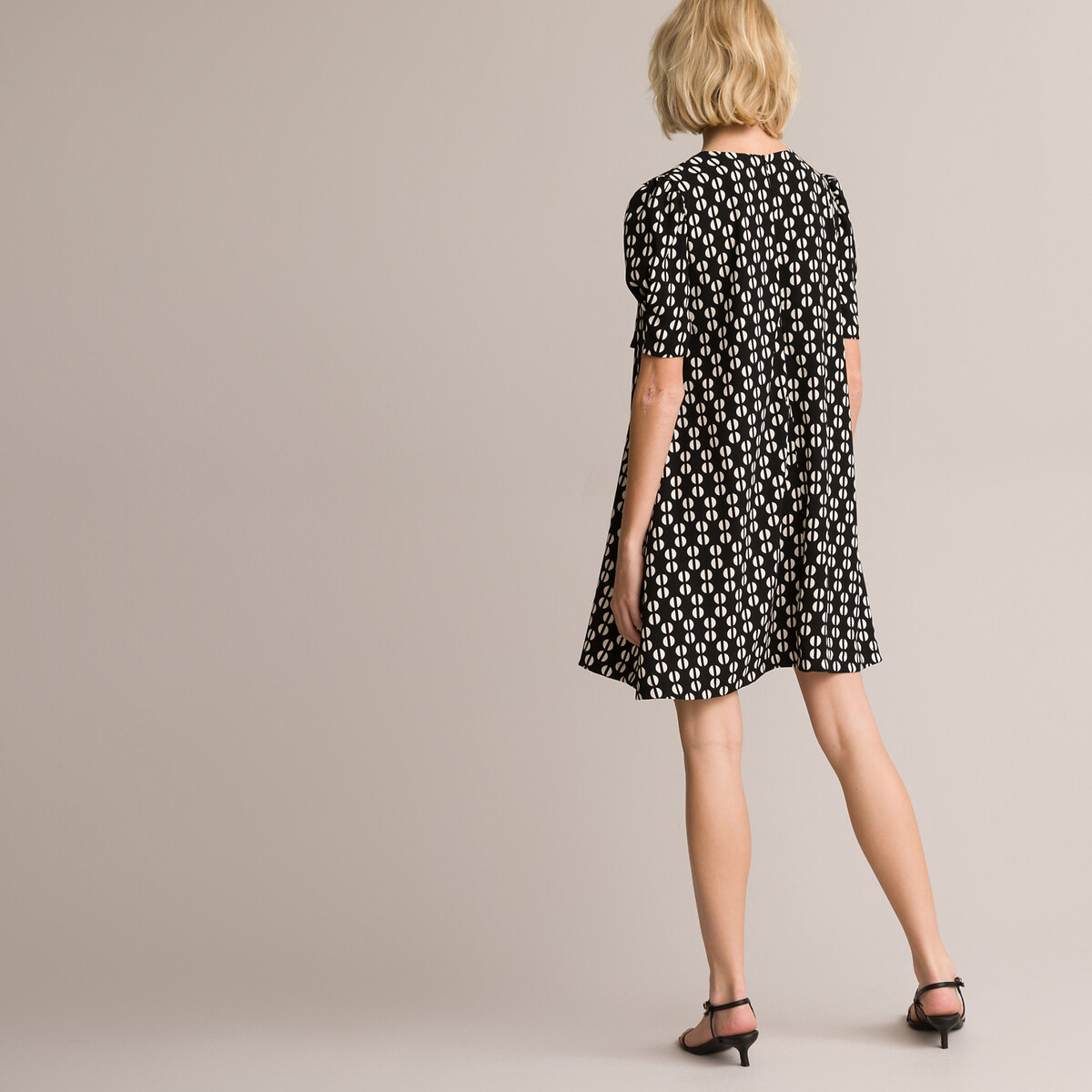 Платье LA REDOUTE COLLECTIONS Платье Свободного покроя с V-образным вырезом с графическим принтом 50 черный, размер 50 - фото 4