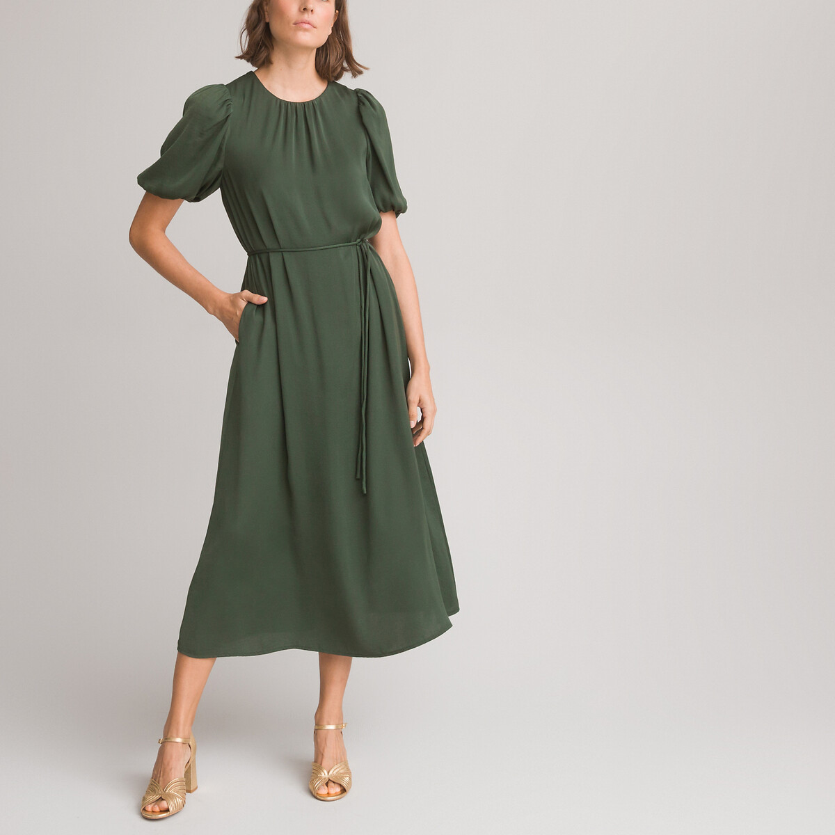 Платье длинное расклешенное с круглым вырезом и короткими рукавами с напуском 44 зеленый
