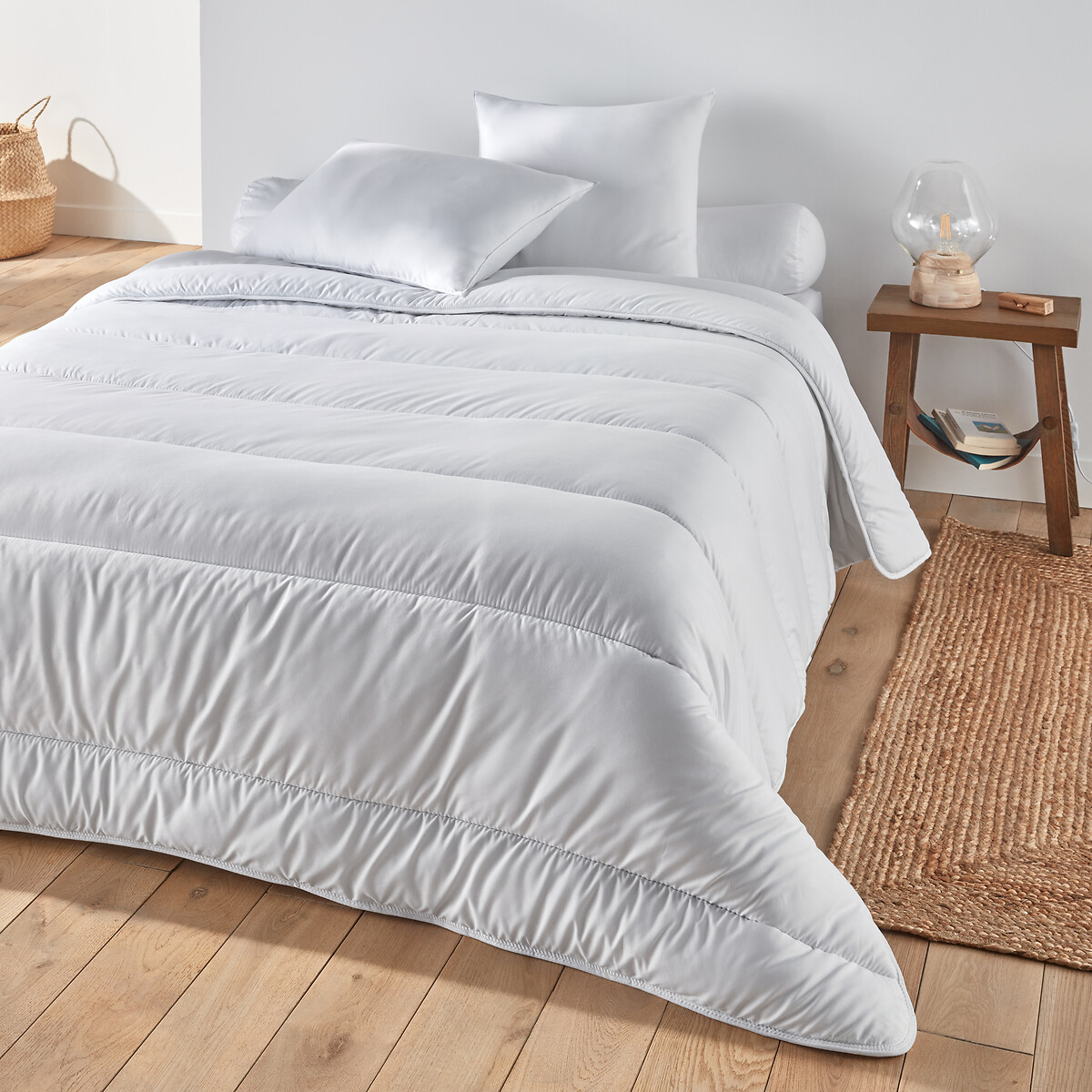 Одеяло Синтетическое с обработкой BI-OME 500 гм 240 x 220 см белый