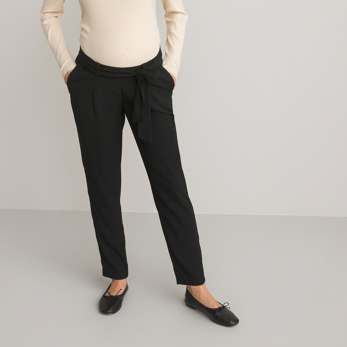 Брюки для периода беременности прямые с ремешком 44 (FR) - 50 (RUS) черный джинсы буткат для периода беременности 44 fr 50 rus черный