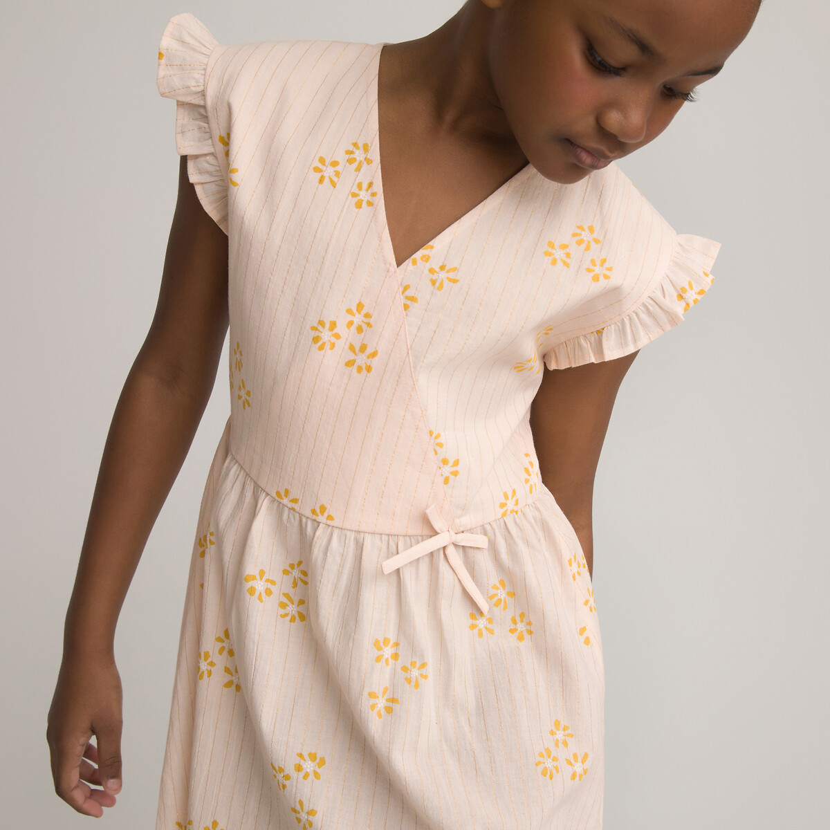 Платье С короткими рукавами и цветочным принтом 3-12 лет 12 лет -150 см бежевый