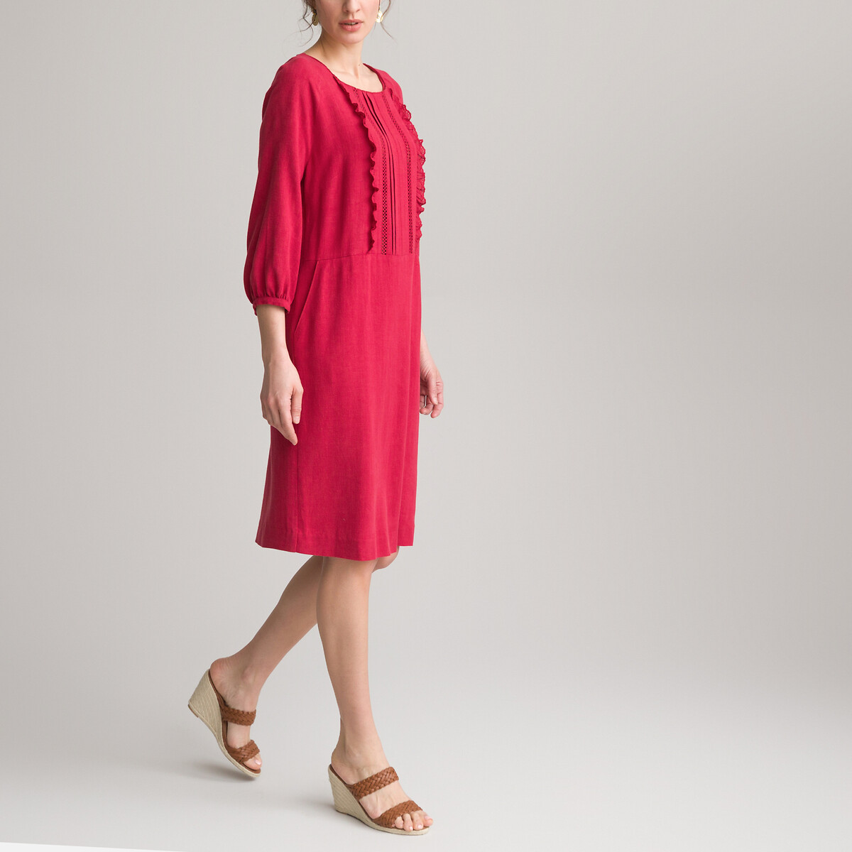 Платье ANNE WEYBURN Прямое средней длины рукава 34 48 красный, размер 48 - фото 2