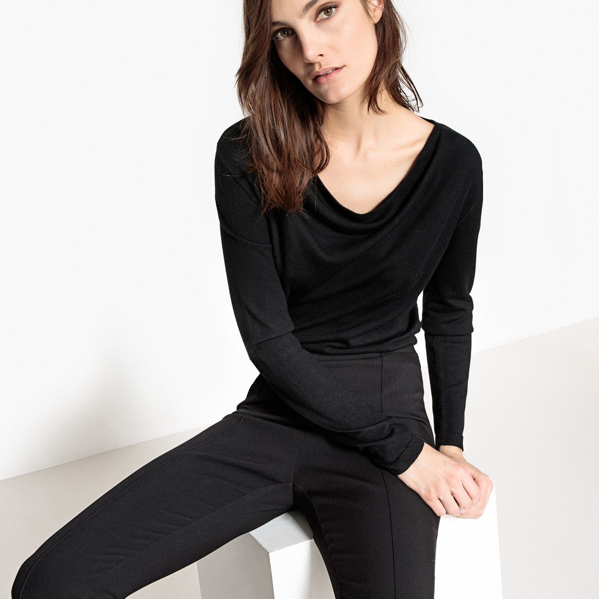 Pull, col bénitier