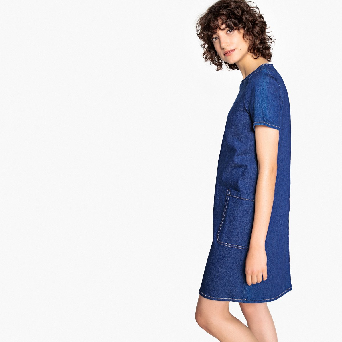 Платье La Redoute Прямое с круглым вырезом и короткими рукавами из джинсовой ткани 34 (FR) - 40 (RUS) синий, размер 34 (FR) - 40 (RUS) Прямое с круглым вырезом и короткими рукавами из джинсовой ткани 34 (FR) - 40 (RUS) синий - фото 3