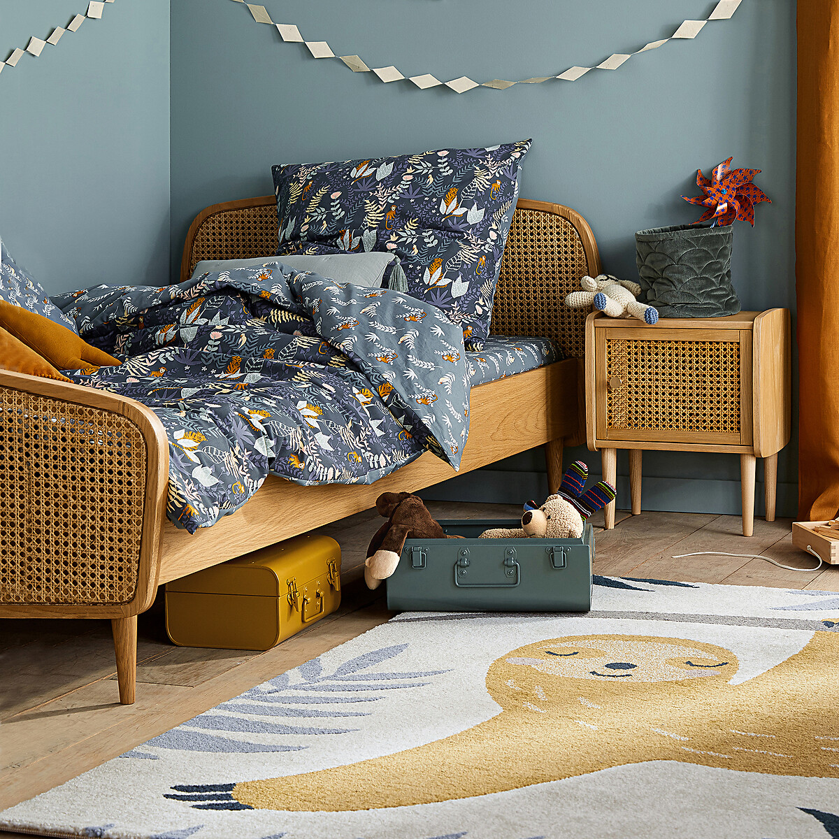 Lit enfant chêne et cannage avec sommier, Buisseau