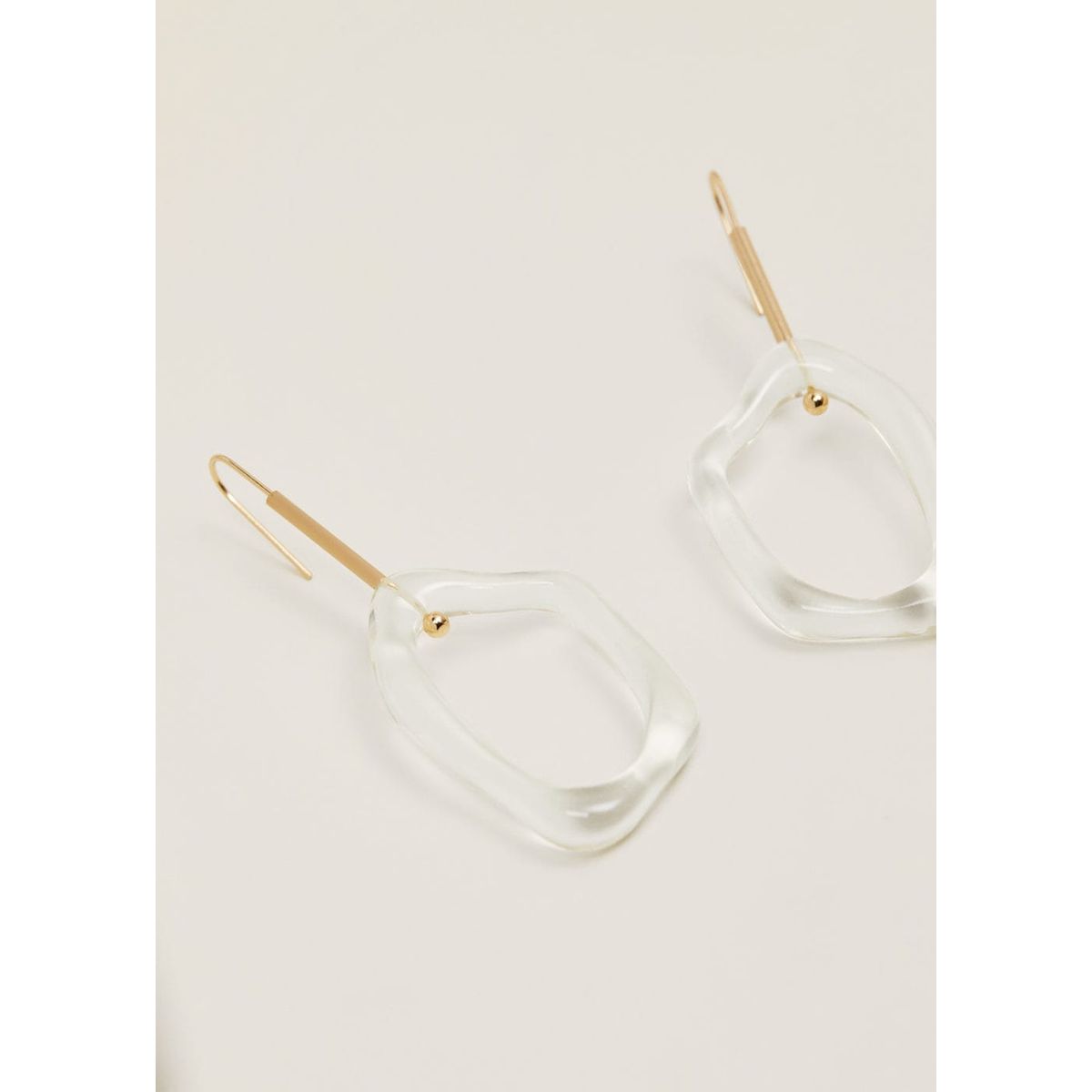 Boucles d'oreilles pendantes résine