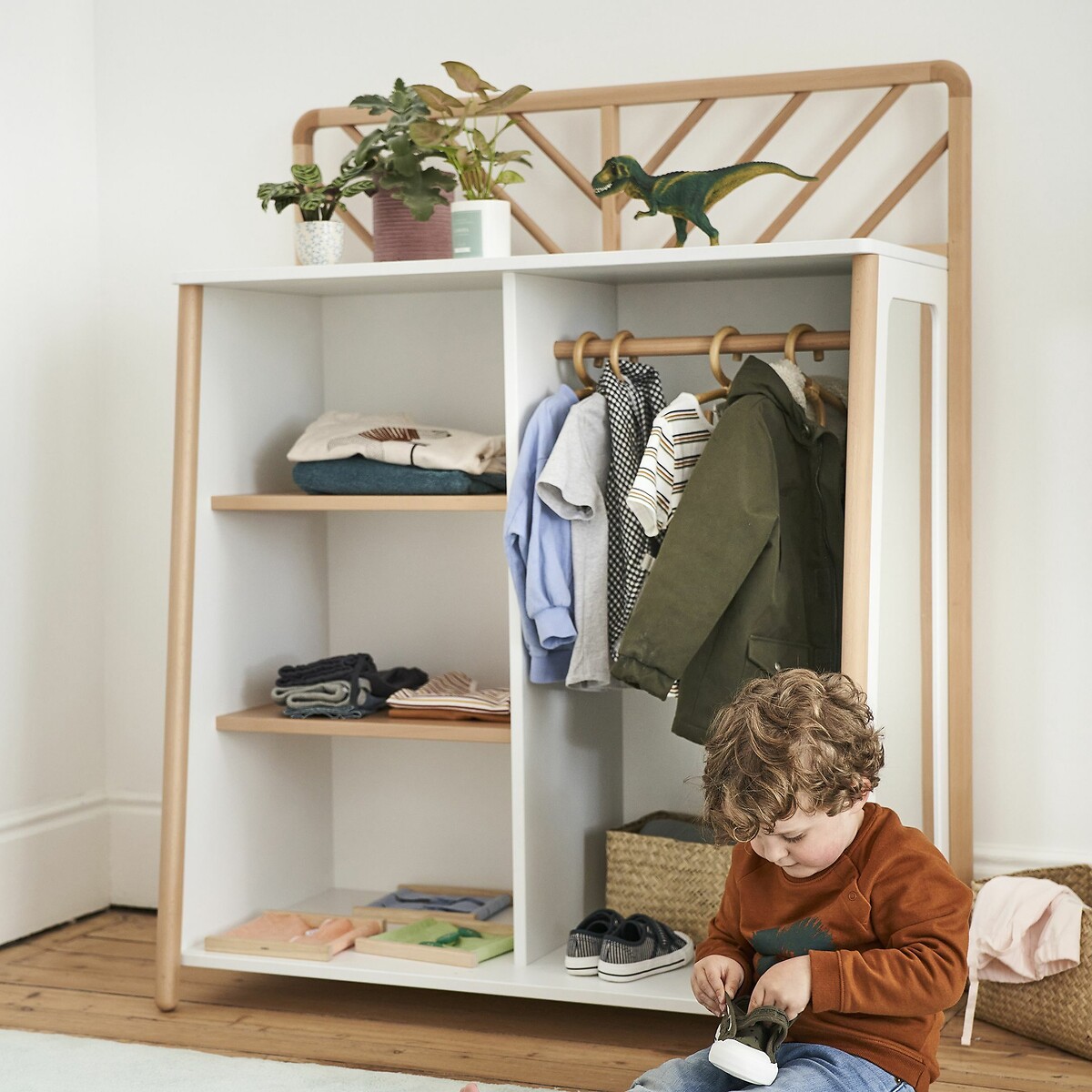Шкаф С отделением для вешалок Montessori единый размер бежевый