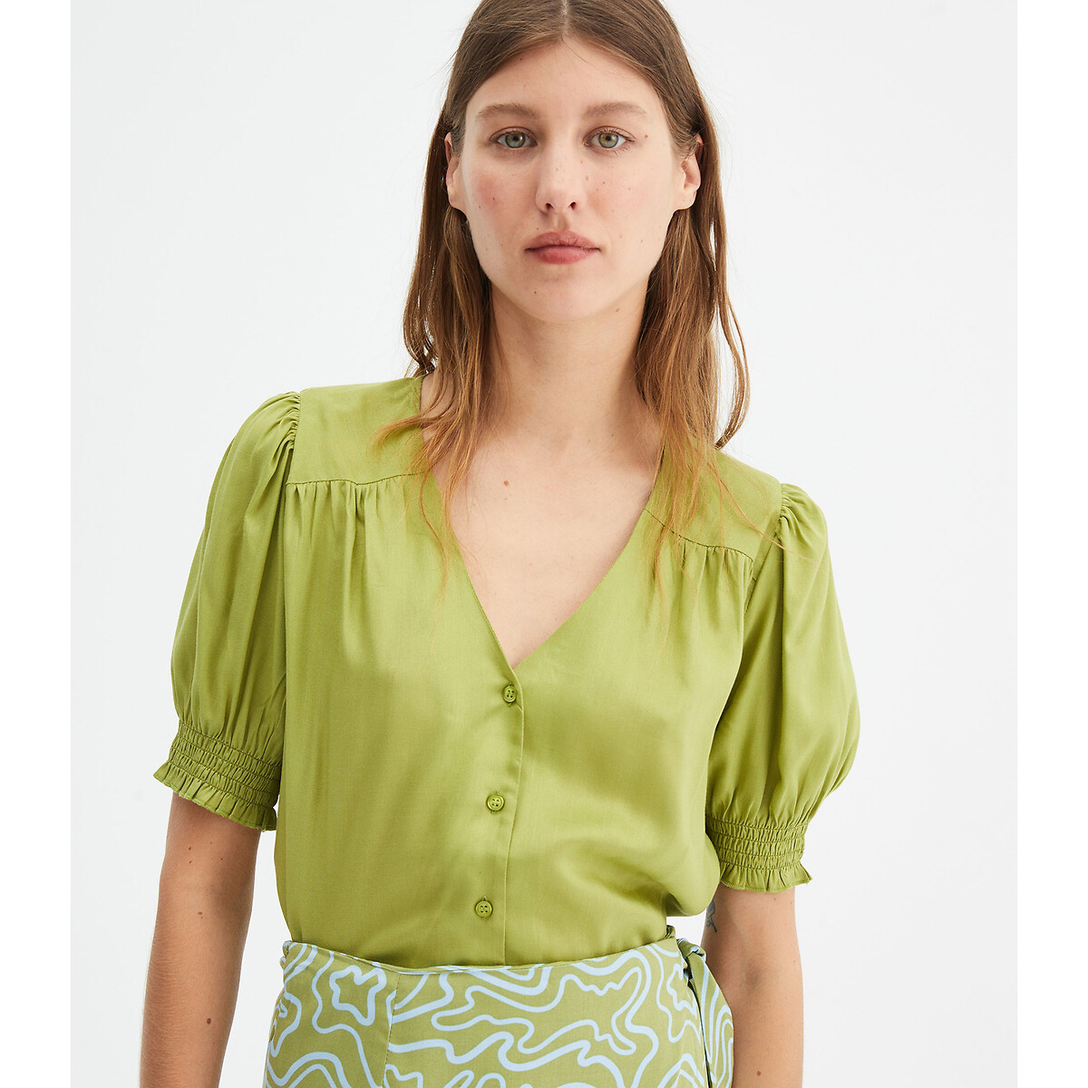 Блузка Однотонная с короткими рукавами с напуском L зеленый