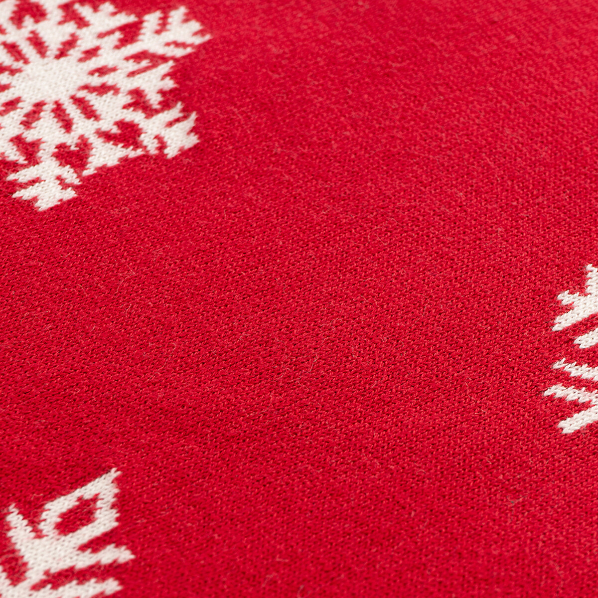 Плед из хлопка с новогодним рисунком Fluffy snowflakes из коллекции New Year Essential 130х180 см  130 x 180 см красный LaRedoute, размер 130 x 180 см - фото 5