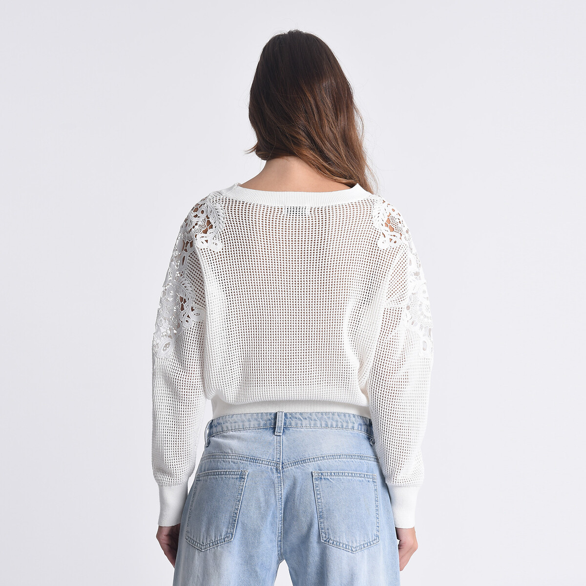 Пуловер MOLLY BRACKEN Из ажурного трикотажа с кружевом на плече M белый, размер M - фото 3