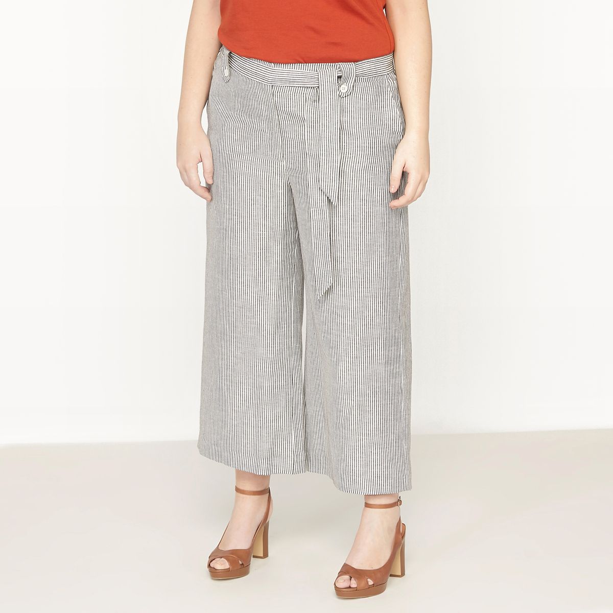 Pantacourt large 50 % lin
