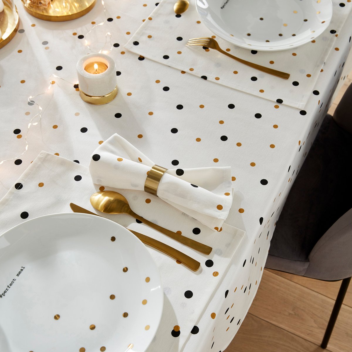 

Скатерть LA REDOUTE INTERIEURS, Белый, С рисунком и обработкой против пятен Perfect Time 150 x 200 см белый