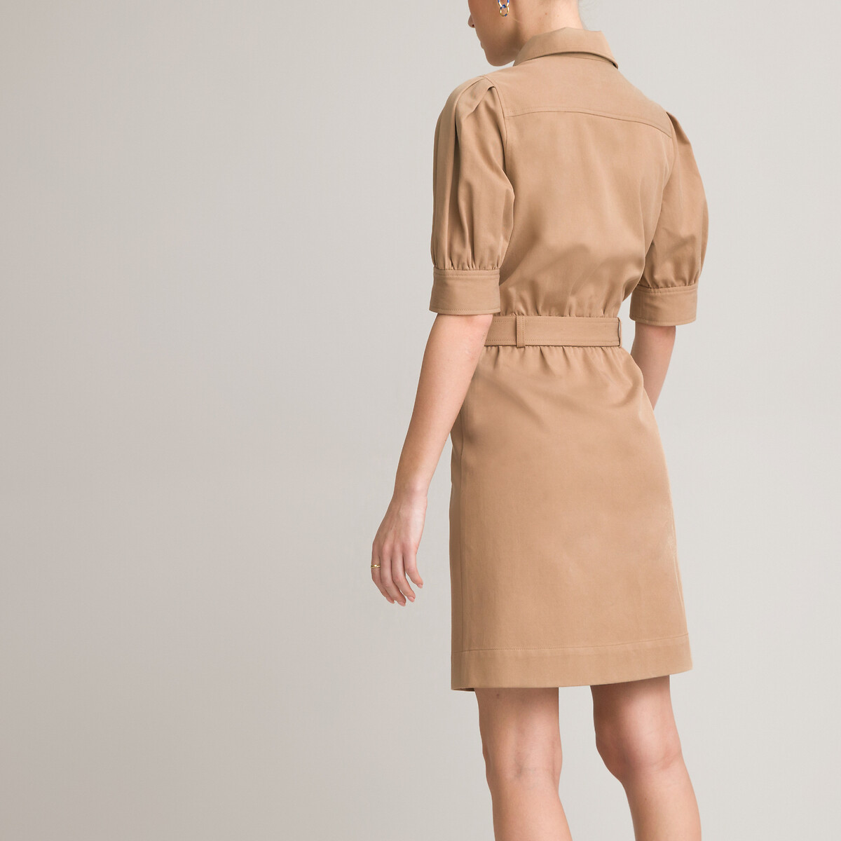 Платье-рубашка LA REDOUTE COLLECTIONS С объемными рукавами и поясом 58 бежевый, размер 58 - фото 4