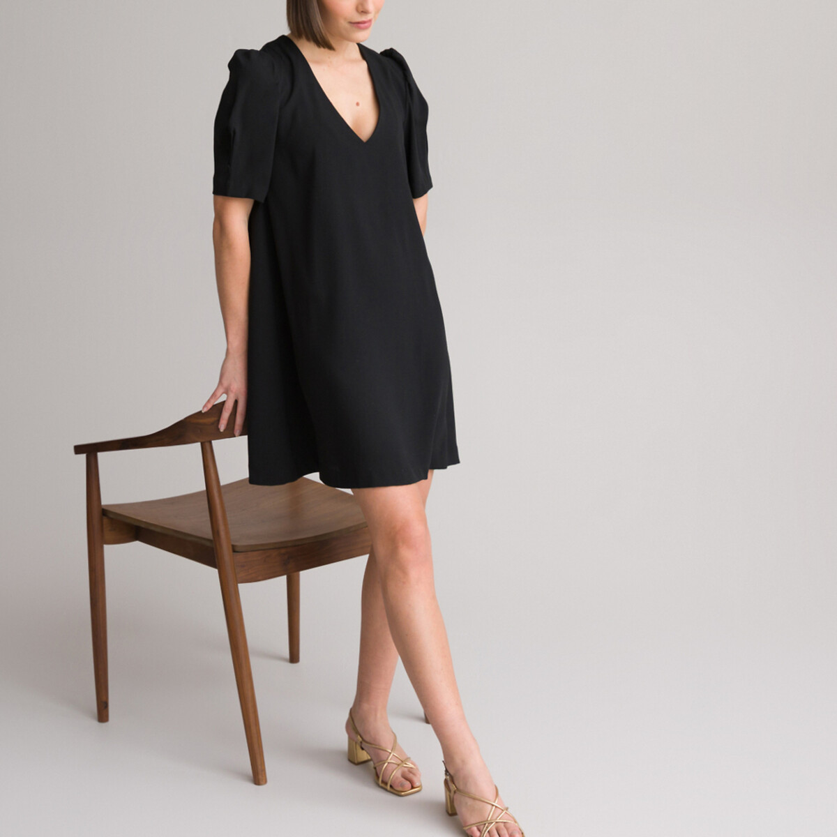 Платье Короткое с V-образным вырезом короткие рукава 56 черный LaRedoute, размер 56 - фото 2
