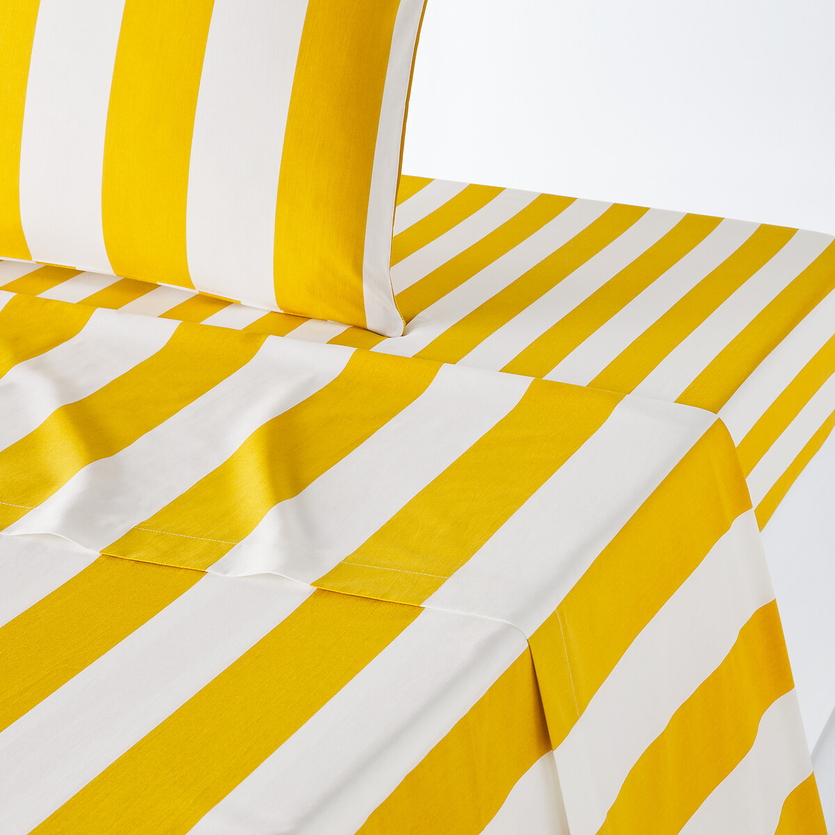 Простыня Классическая из хлопковой ткани Hendaye 240 x 290 см желтый