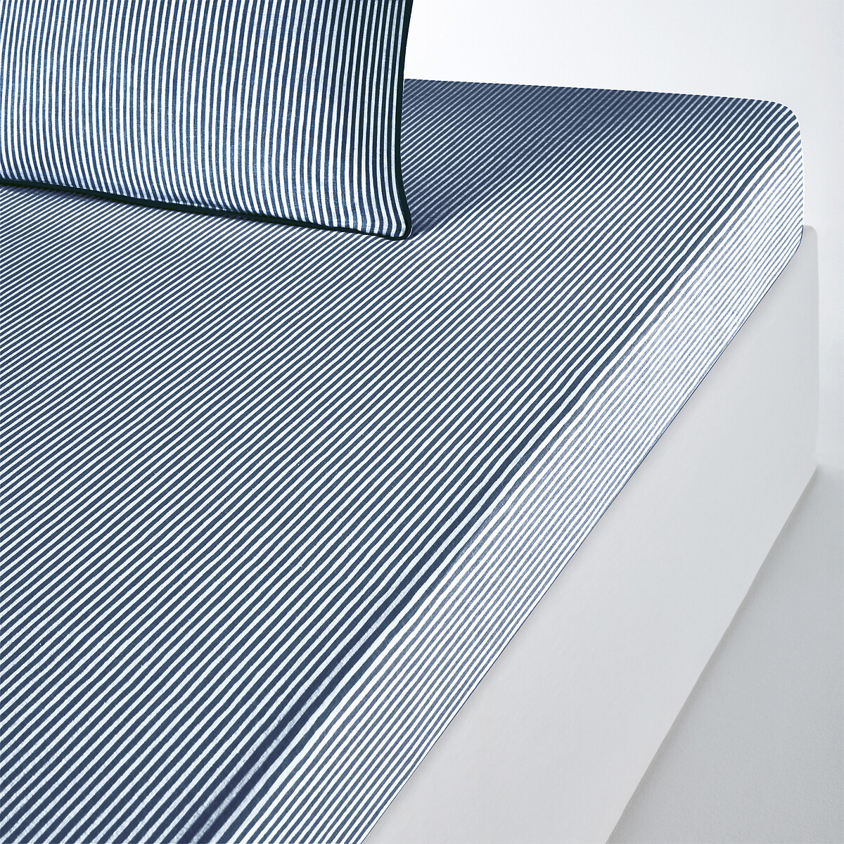 Простыня LaRedoute Натяжная из льна и хлопка Lior 180 x 200 см синий пододеяльник la redoute из стираного льна и хлопка camden 200 x 200 см красный