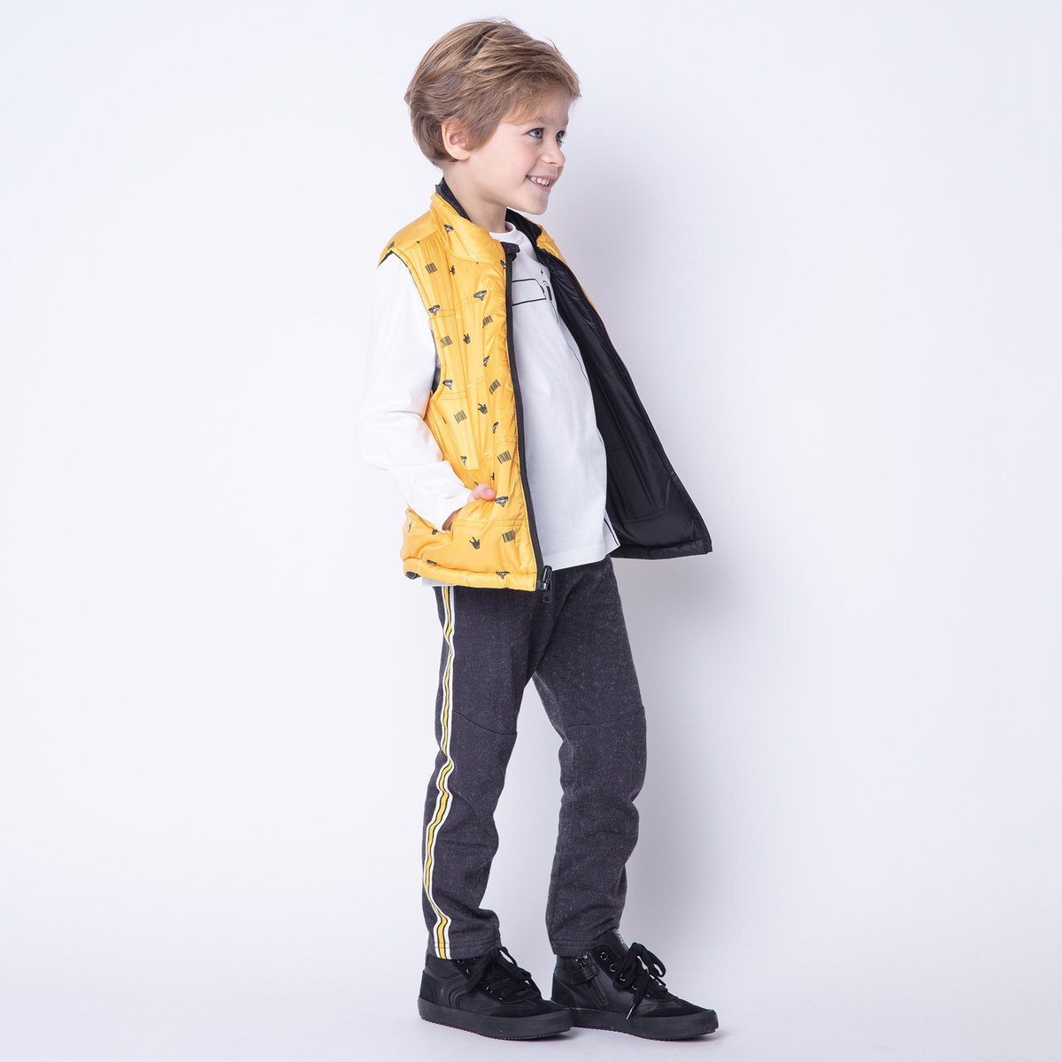 

Брюки La Redoute, Серый, Спортивные 7/8 лет - 120/126 см серый