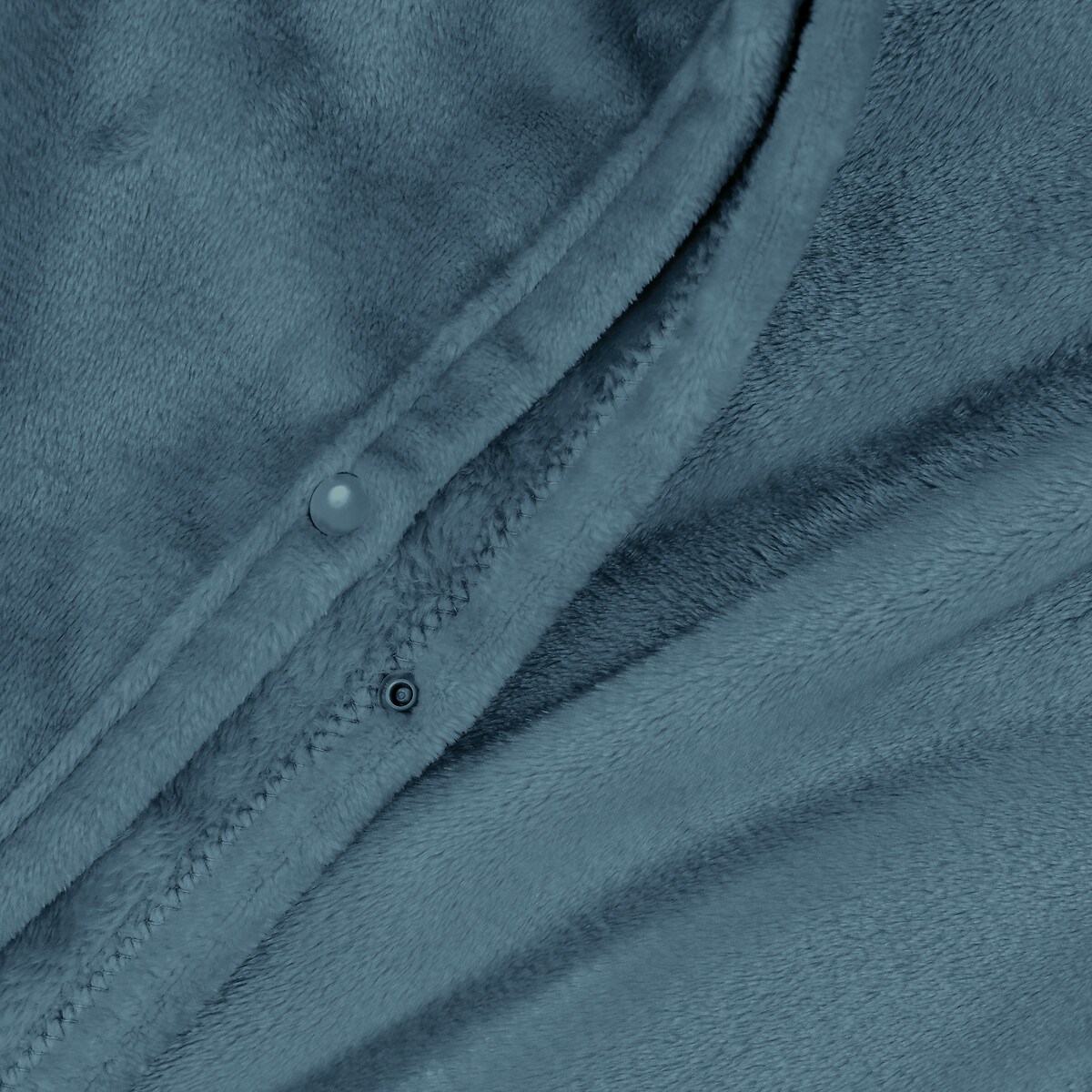 Плед Из флиса с рукавами из переработанного полиэстера Javi 130 x 170 cm синий LaRedoute, размер 130 x 170 cm - фото 5