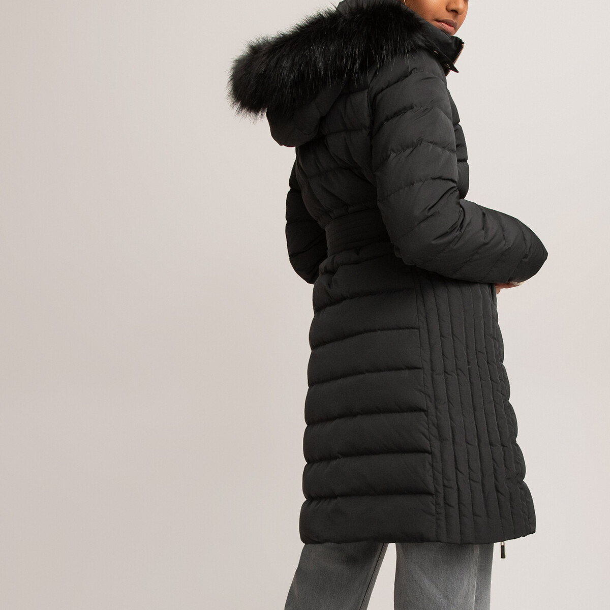 Куртка La Redoute Стеганая длинная с капюшоном и ремешком 50 (FR) - 56 (RUS) черный, размер 50 (FR) - 56 (RUS)