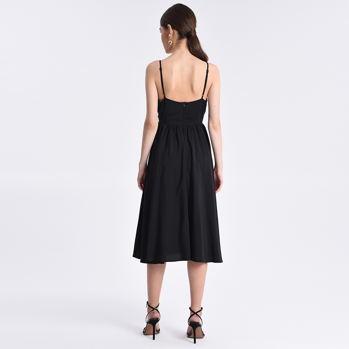Платье MOLLY BRACKEN На тонких бретелях с расклешенной юбкой XS черный, размер XS - фото 2