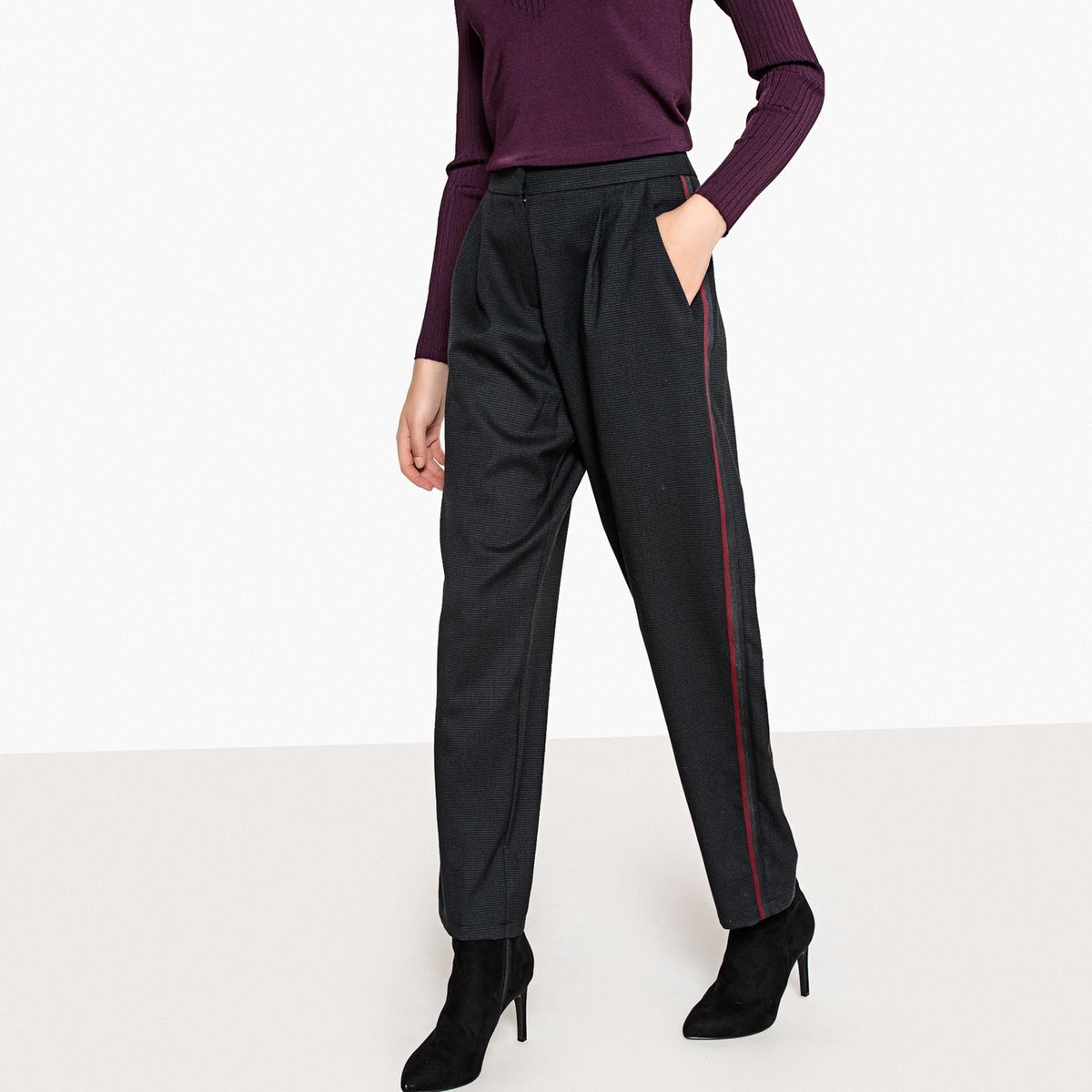 Pantalon large petits carreaux et bandes côté