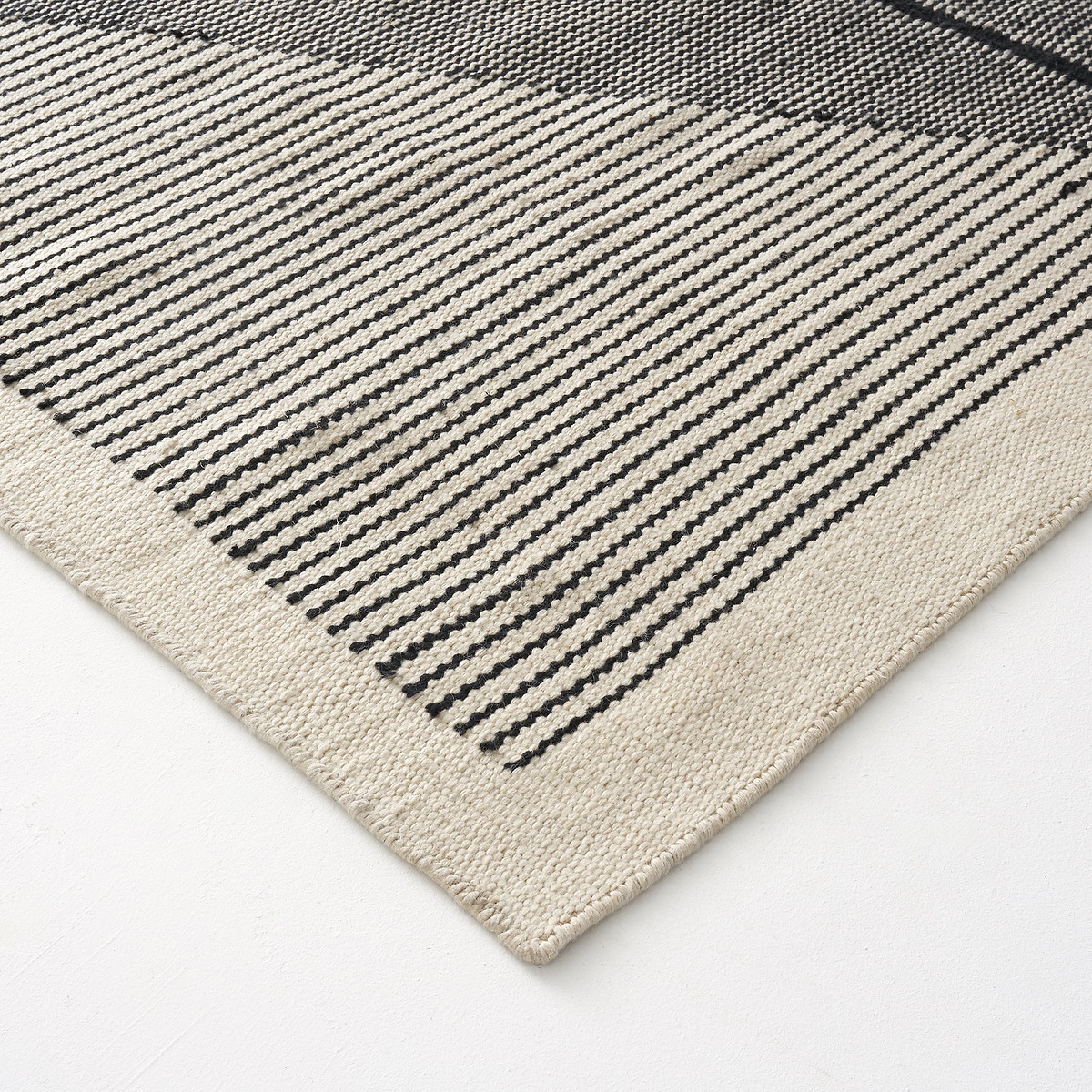 Ковер La Redoute Килим с горизонтальным плетением Loscan 160 x 230 см черный, размер 160 x 230 см - фото 2