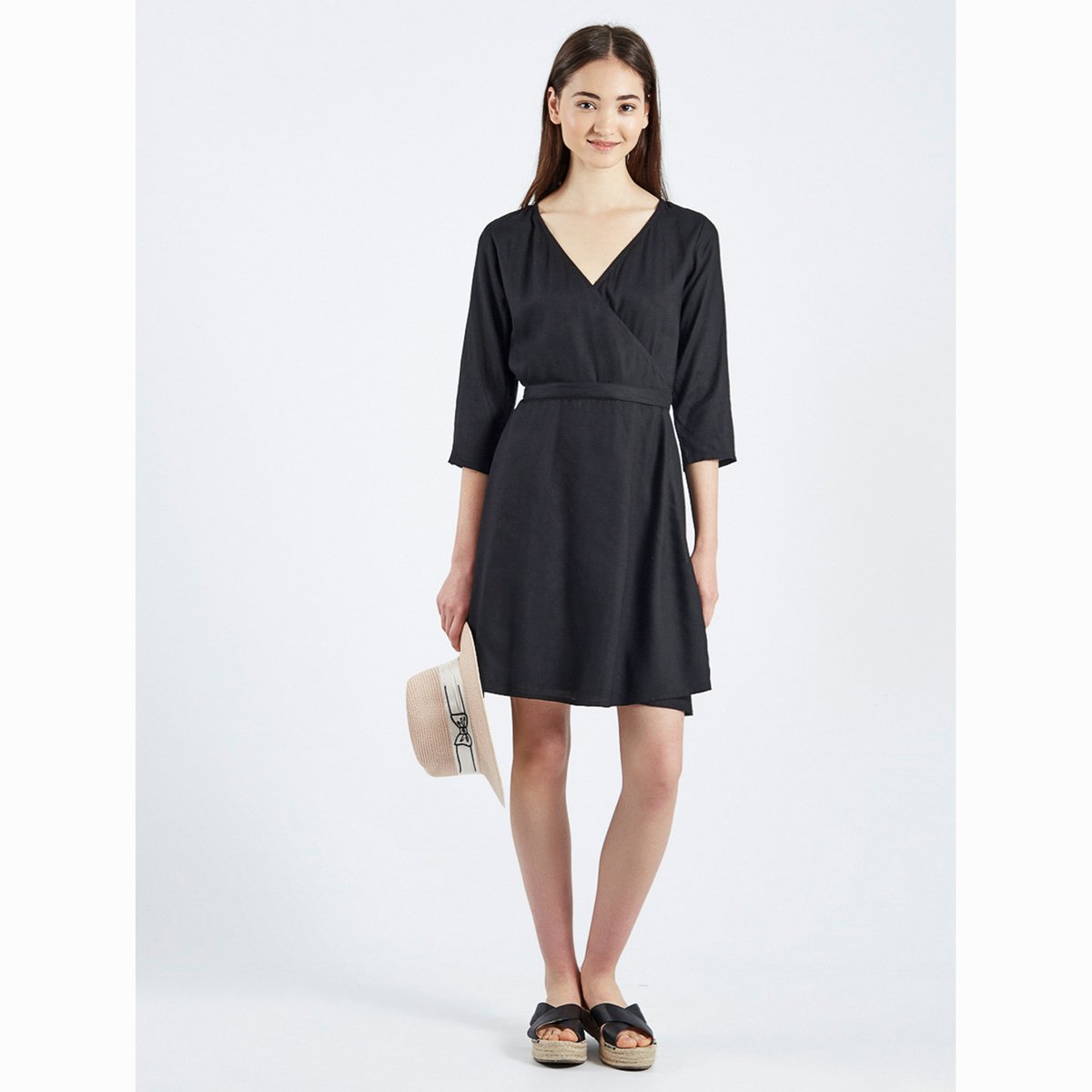 

Платье с запахом Vestido Negro Maqi