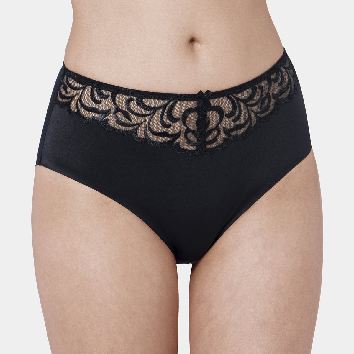 

Трусы La Redoute, Черный, Из микрофибры и тюля с вышивкой Maxi Modern Finesse 42 (FR) - 48 (RUS) черный