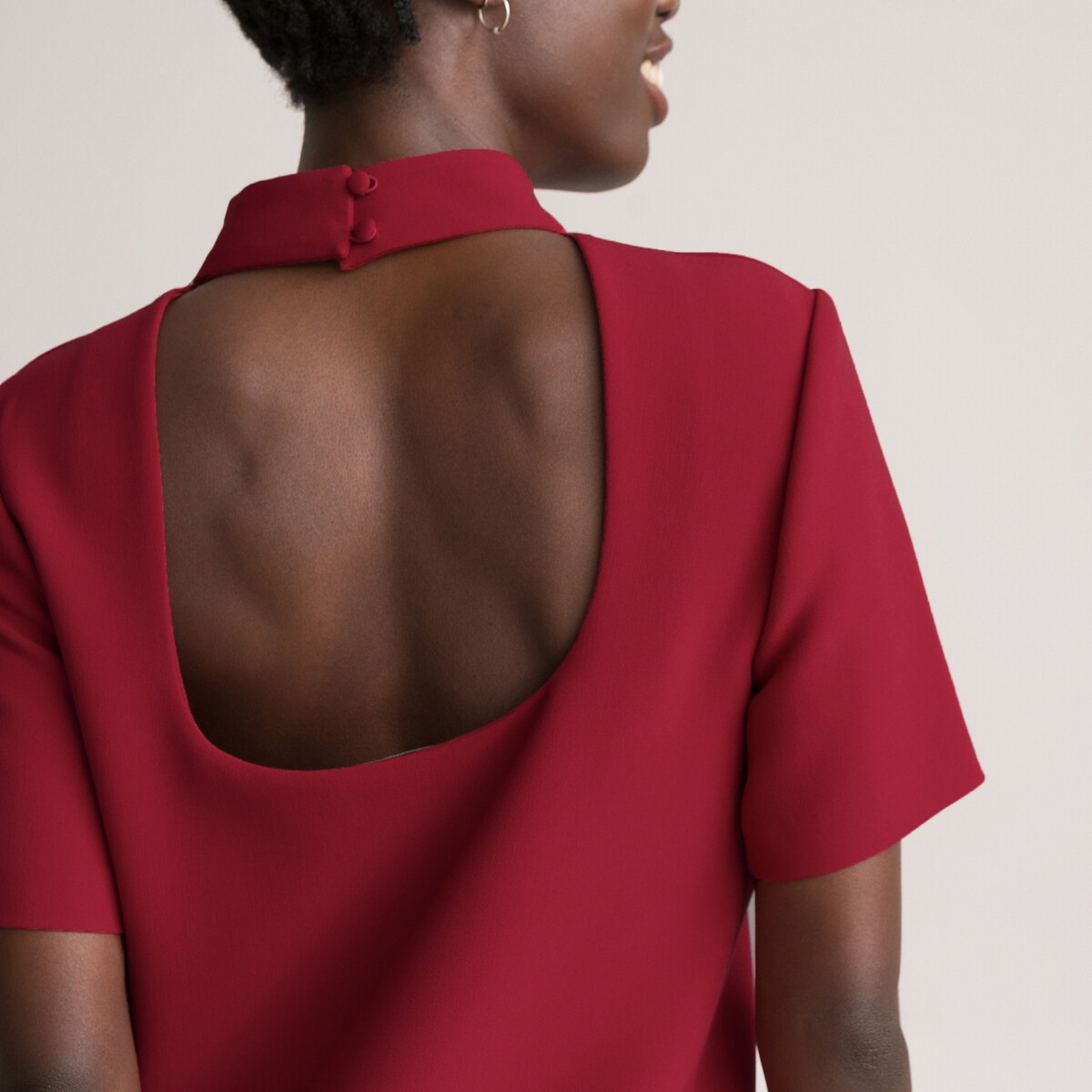 Прямое LA REDOUTE COLLECTIONS Прямое Платье с высоким воротником и глубоким вырезом на спине 48 красный, размер 48 - фото 3