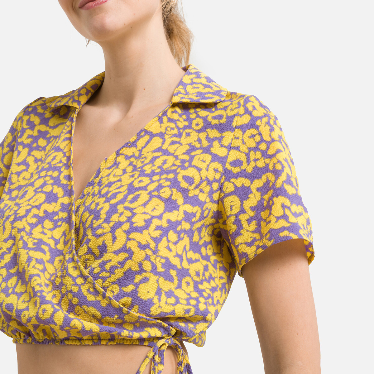Блузка NOISY MAY Укороченная с анималистичным принтом на завязках XL фиолетовый, размер XL - фото 3