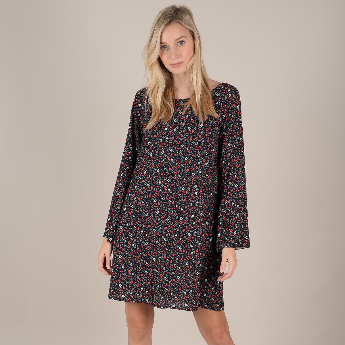 

Платье La Redoute, Черный, Расклешенное короткое с цветочным принтом XS черный