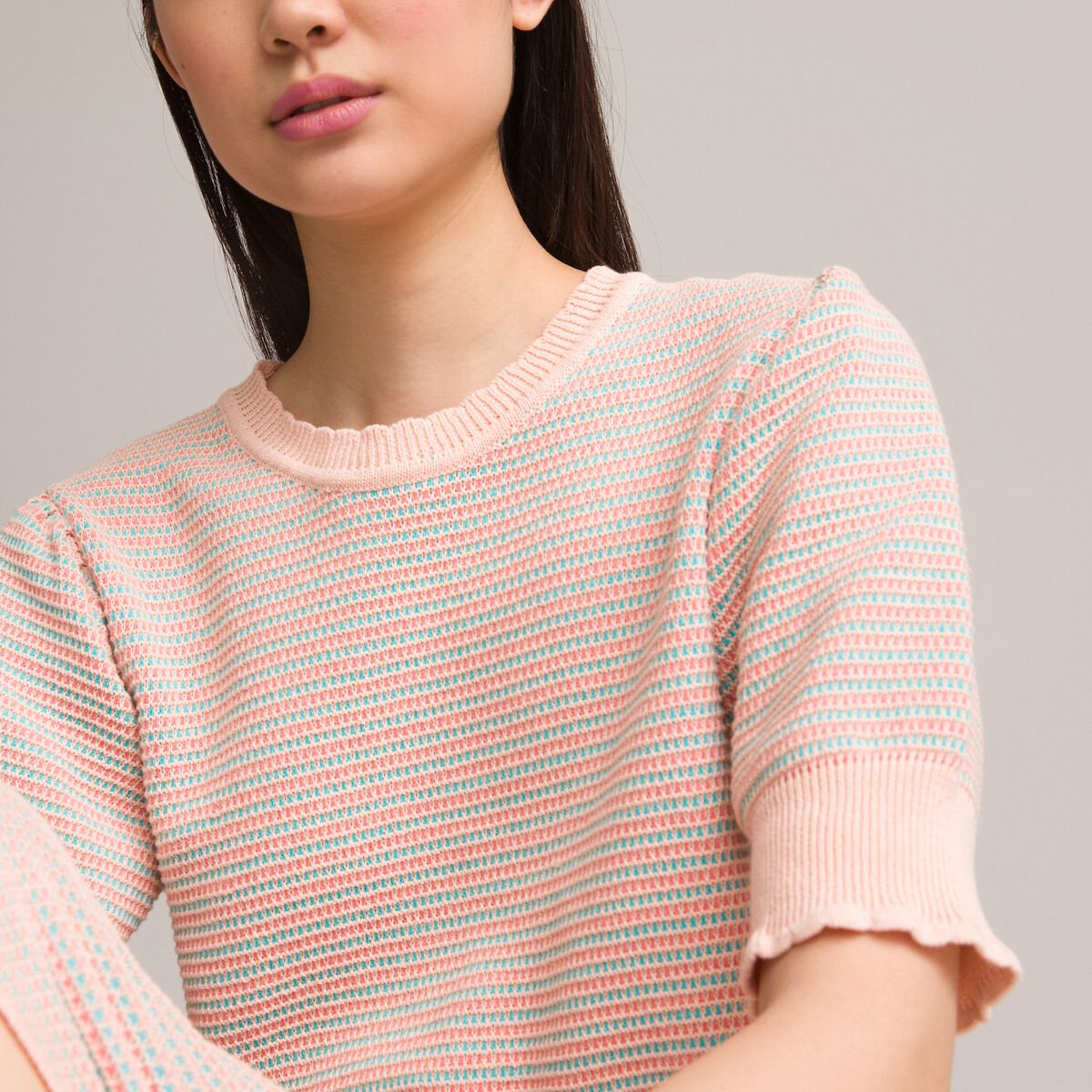 Пуловер С круглым вырезом и короткими рукавами в полоску M розовый