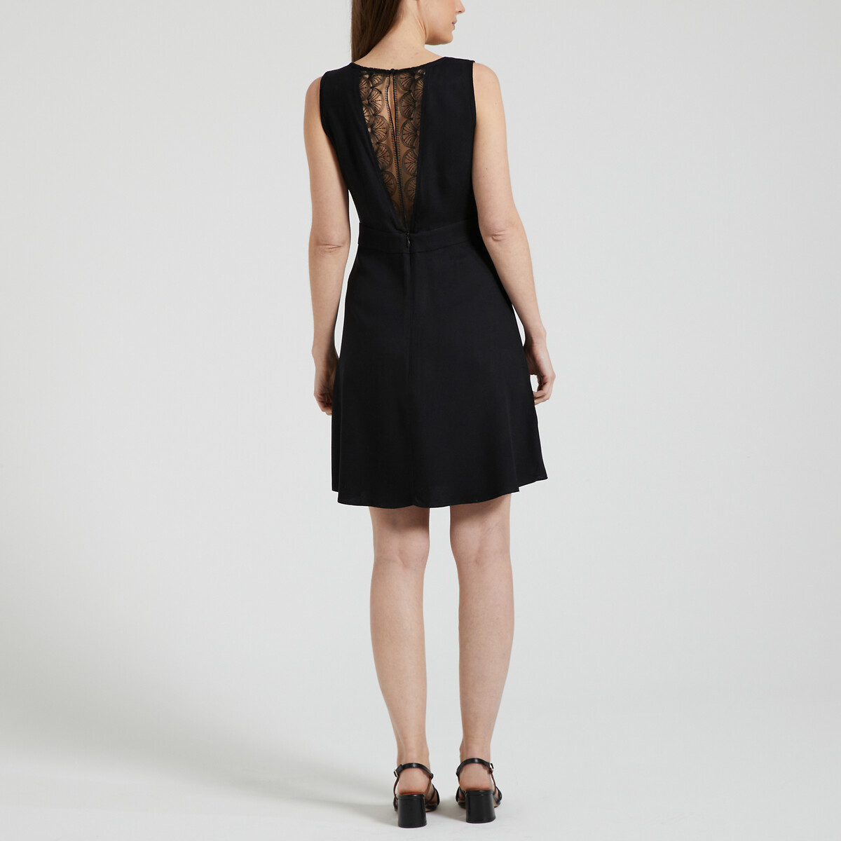 Платье короткое со спинкой из кружева  46 черный LaRedoute, размер 46 - фото 4