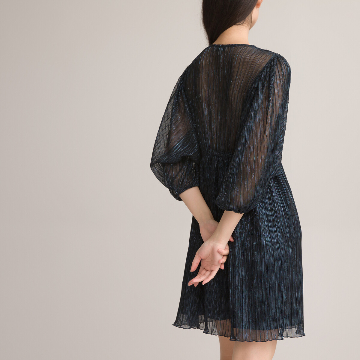 Платье Короткое с V-образным вырезом и длинными рукавами из блестящего трикотажа 40 синий LaRedoute, размер 40 - фото 4