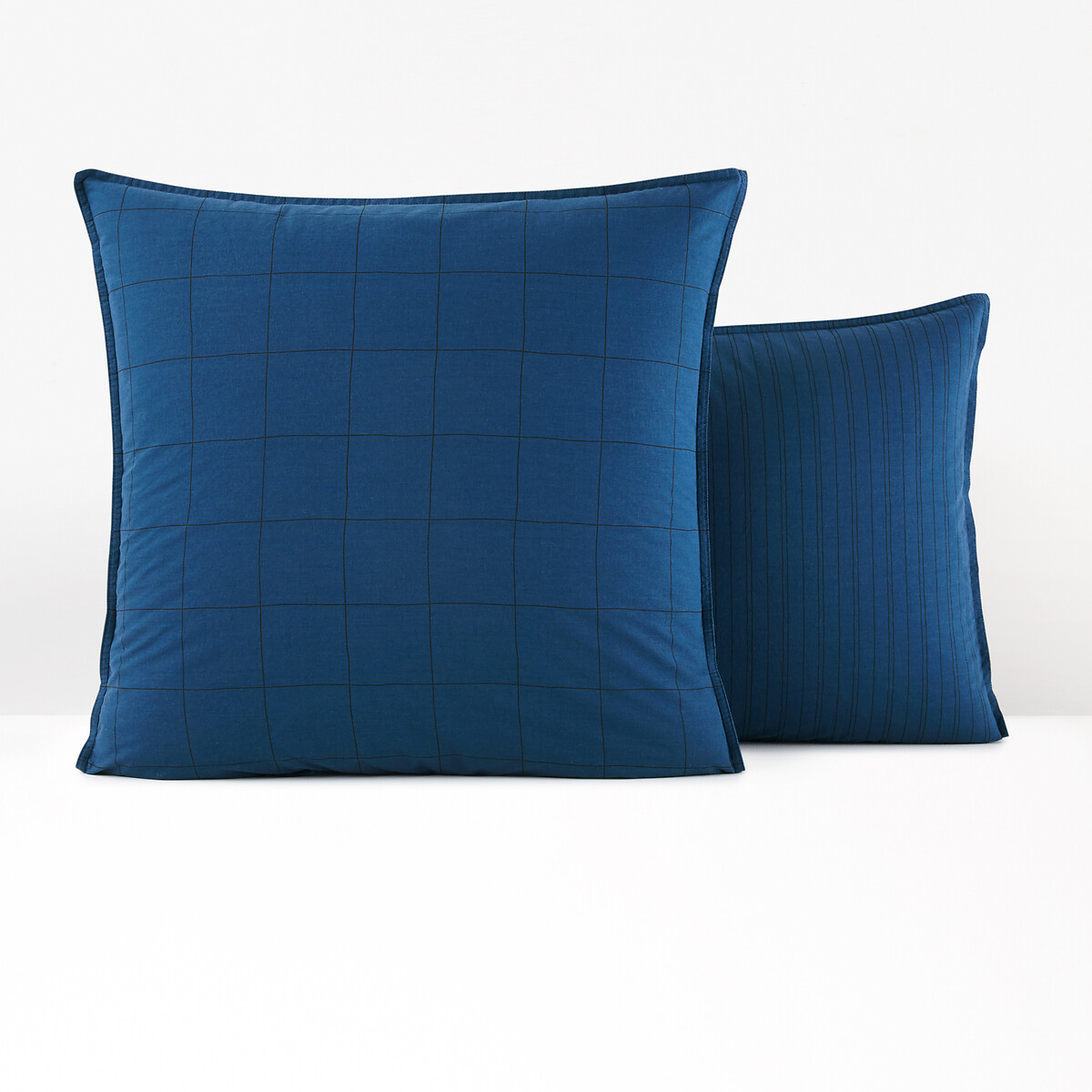

Наволочка LaRedoute, Синий, Наволочка из 100 стираного хлопка Monille Denim 63 x 63 см синий