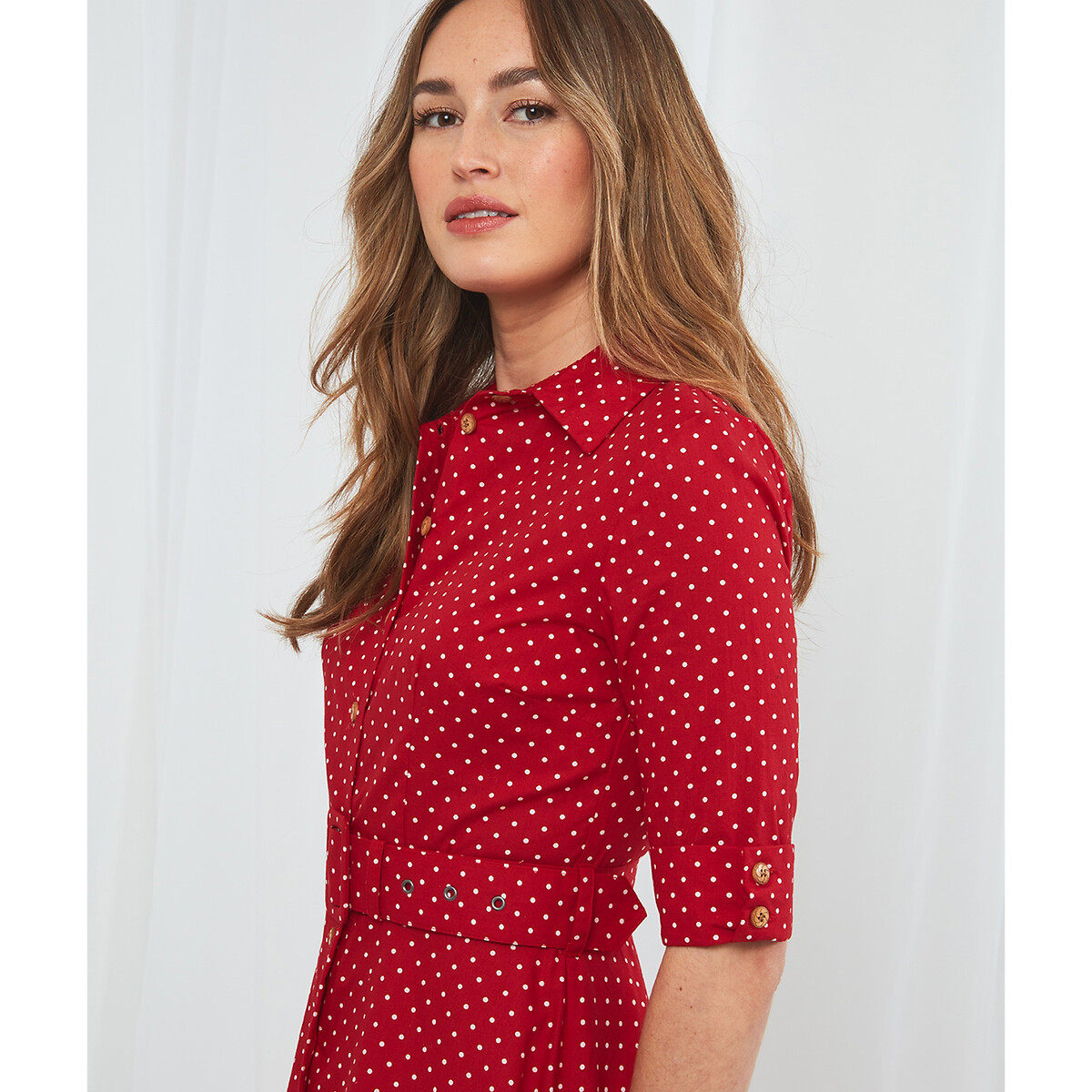 Платье-рубашка JOE BROWNS Короткое в горошек с ремешком 42 красный, размер 42 - фото 2