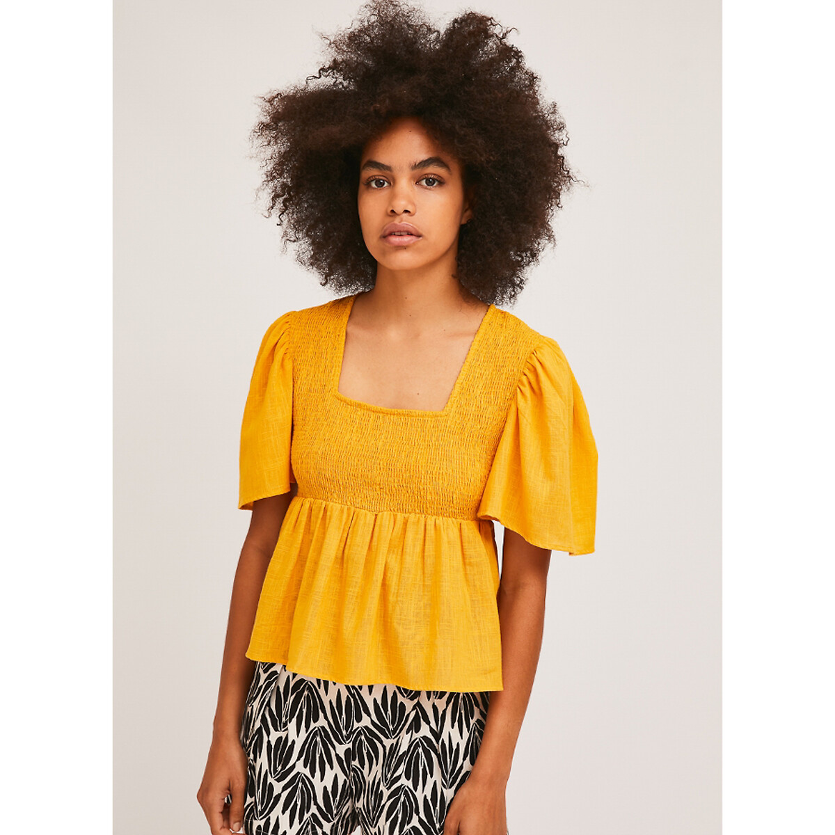 Блузка С короткими рукавами квадратным вырезом и сборками XS желтый